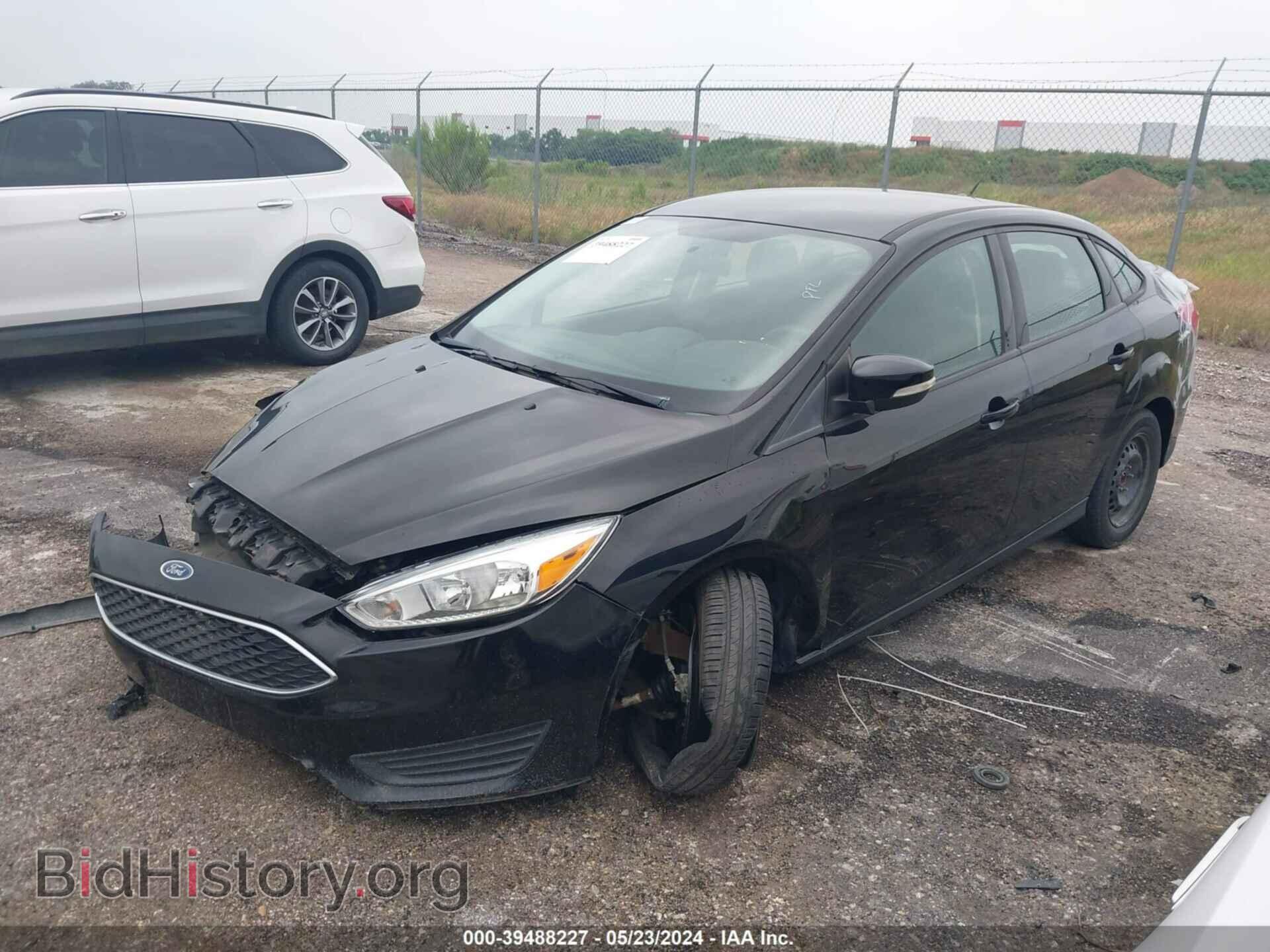 2016 FORD FOCUS - VIN: 1FADP3F23GL382871 - Фото 2