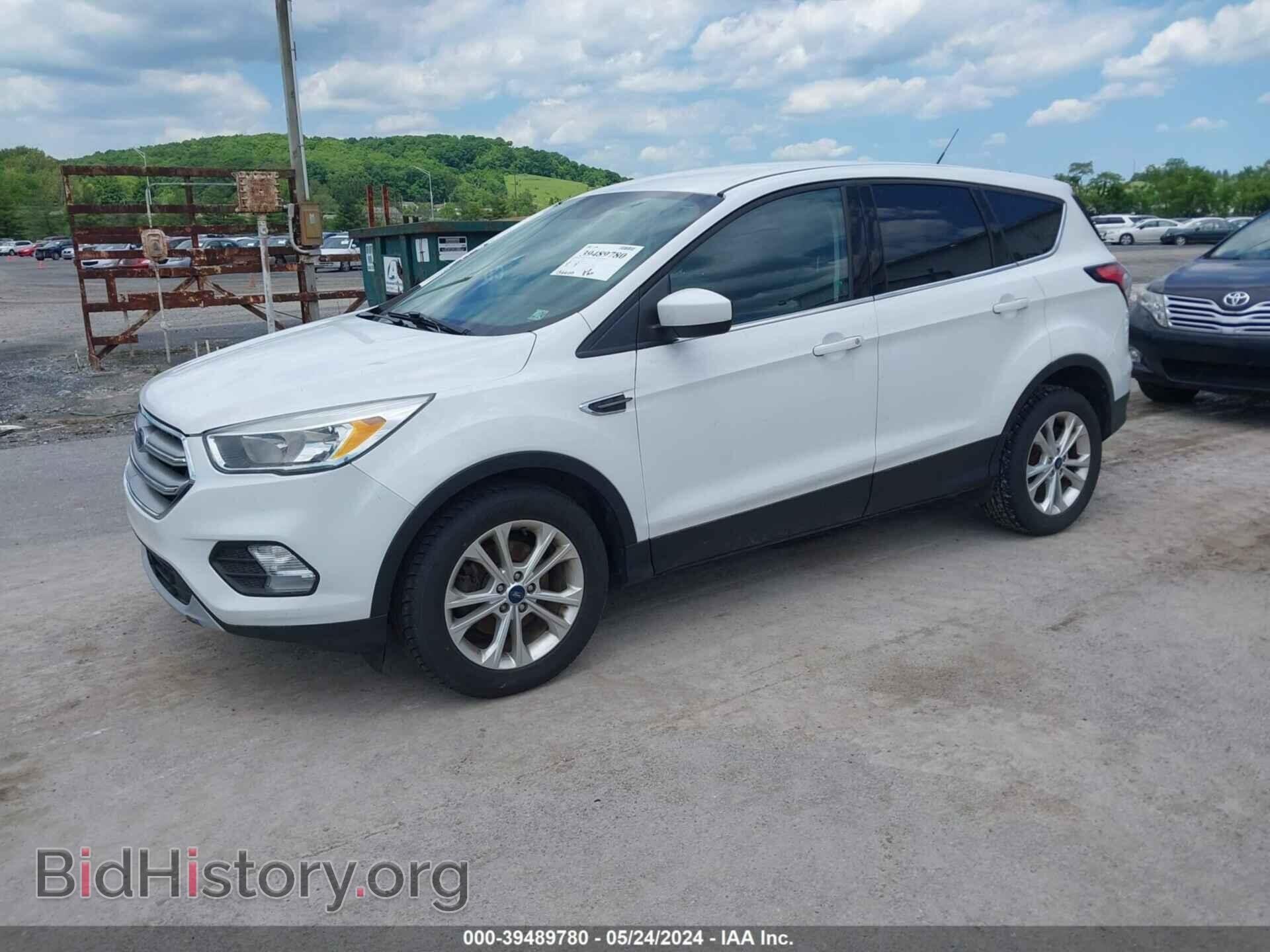 2017 FORD ESCAPE - VIN: 1FMCU0GD4HUC68480 - Photo 2