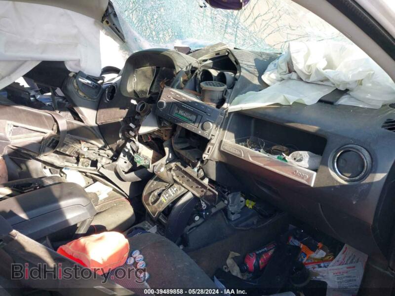 2015 Jeep COMPASS (VIN 1C4NJDBB6FD130424) — photo 5 of 13