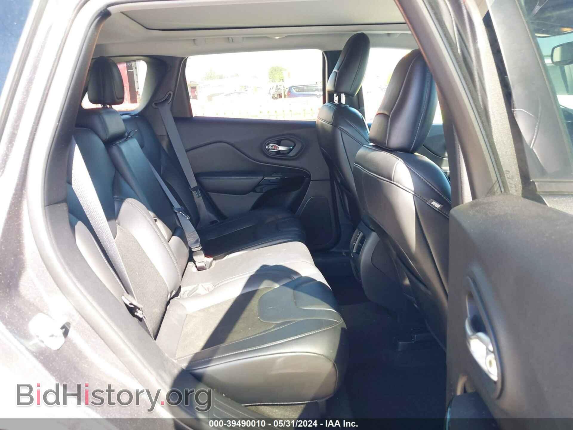 2020 JEEP CHEROKEE - VIN: 1C4PJMLB9LD563559 - Фото 8