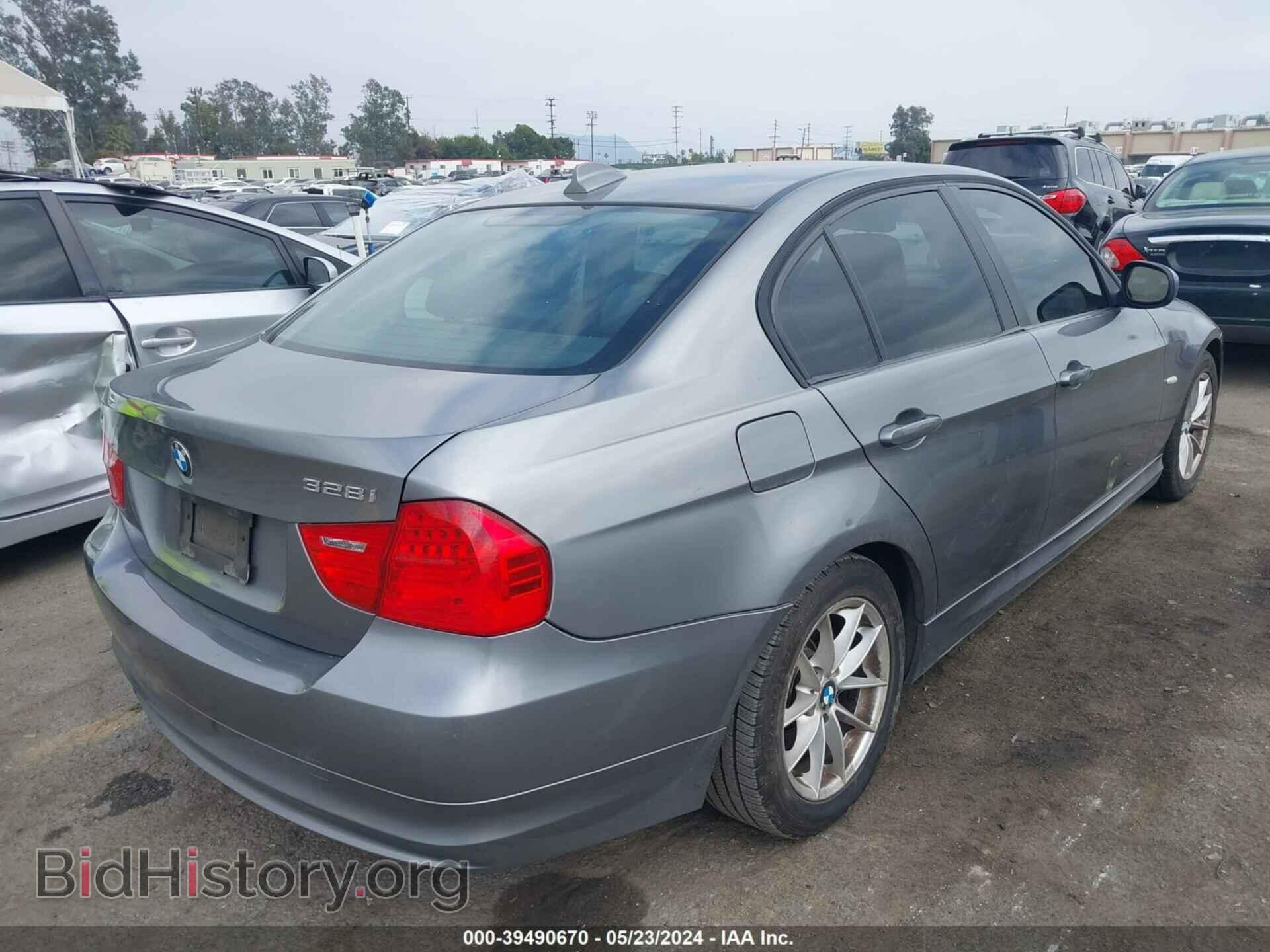 2010 BMW 328I - VIN: WBAPH5C59AA439721 - Фото 4