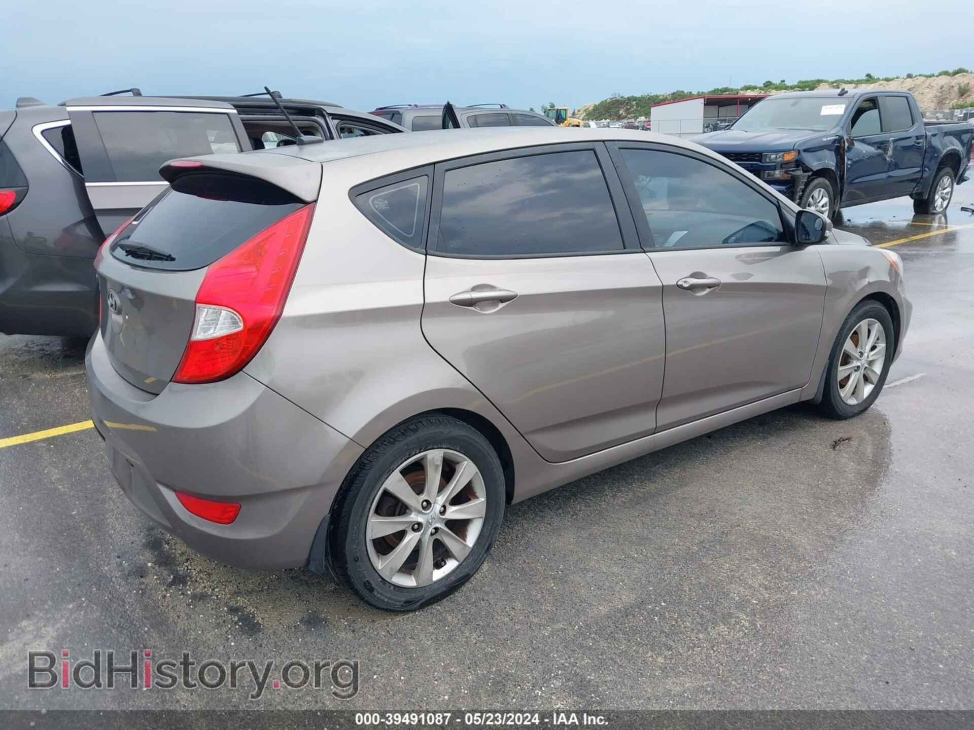 2013 HYUNDAI ACCENT - VIN: KMHCU5AE3DU083118 - Фото 4
