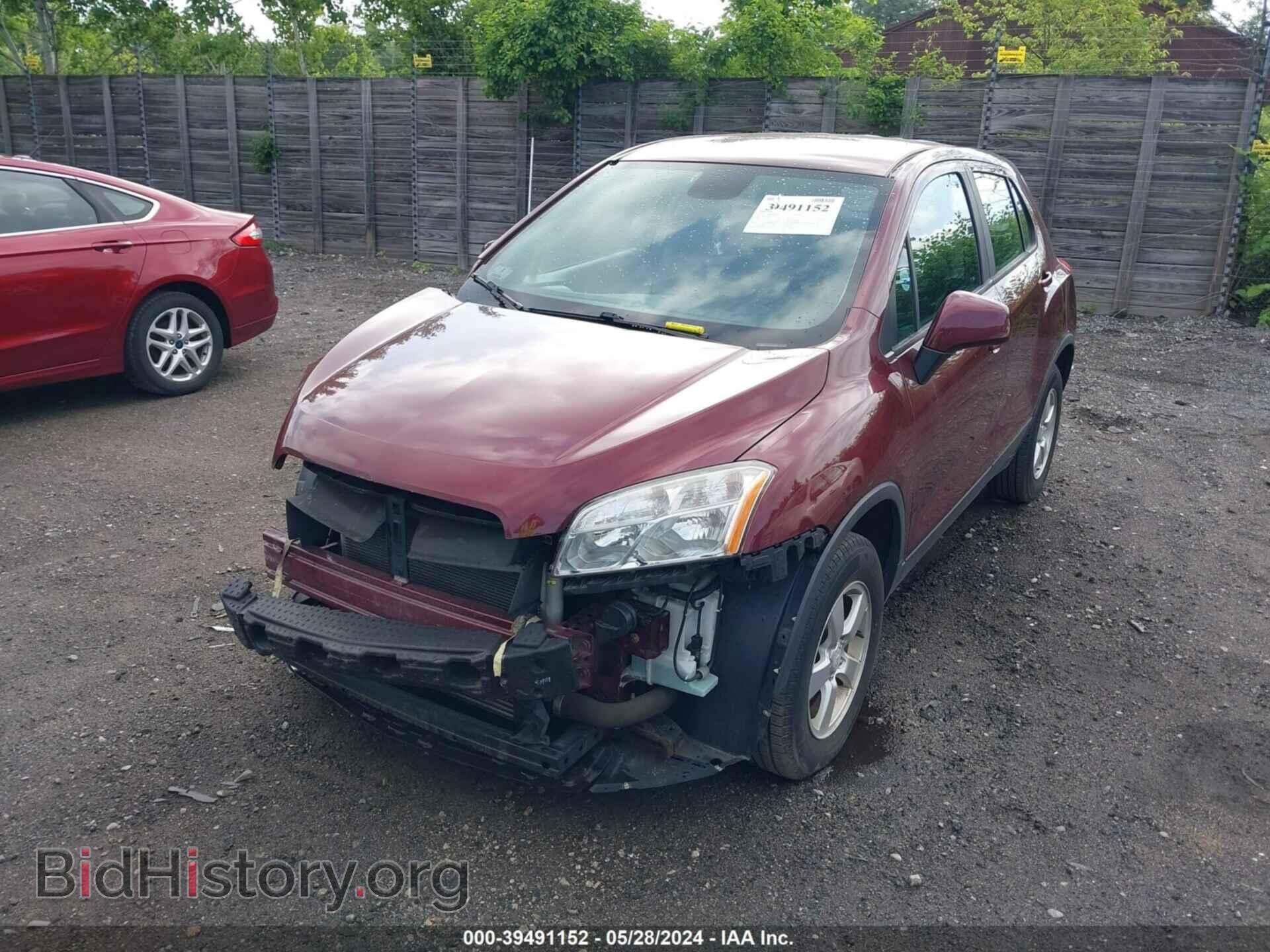 2016 CHEVROLET TRAX - VIN: 3GNCJNSB5GL247539 - Фото 2