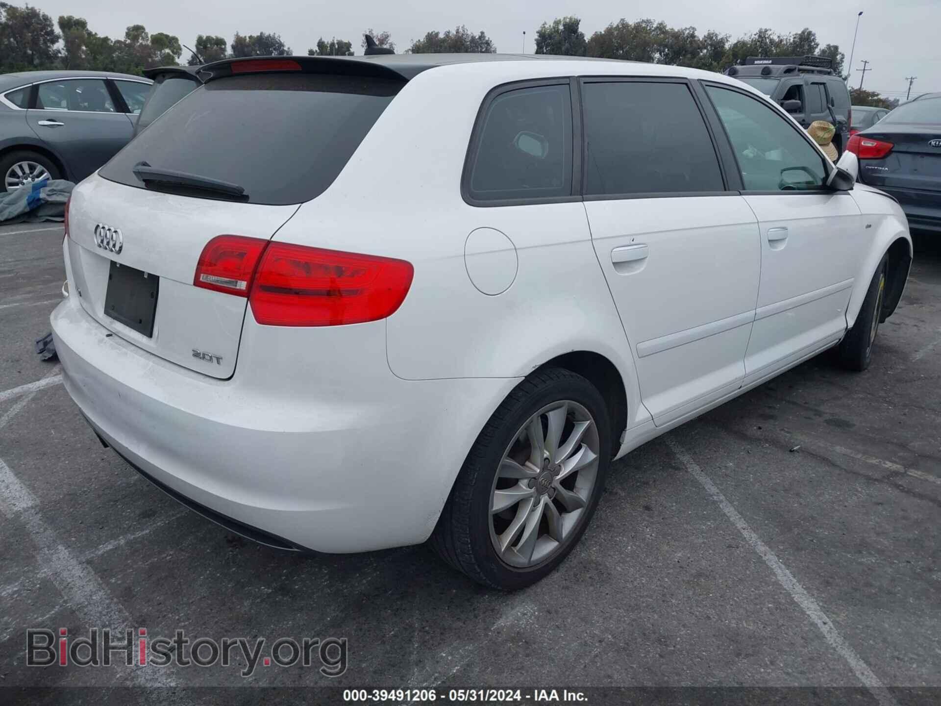 2013 AUDI A3 - VIN: WAUBEAFM4DA025409 - Фото 4
