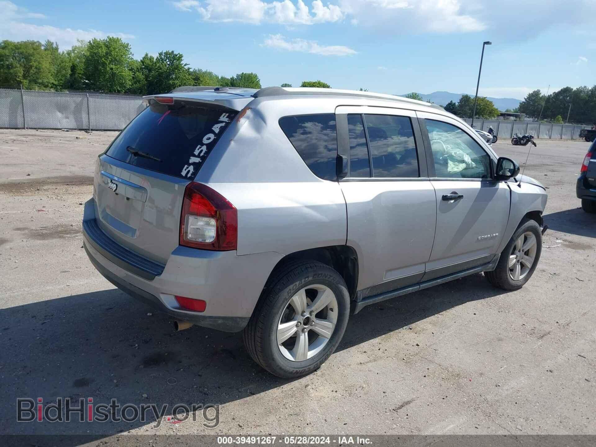 2016 JEEP COMPASS - VIN: 1C4NJDBB7GD521308 - Photo 4