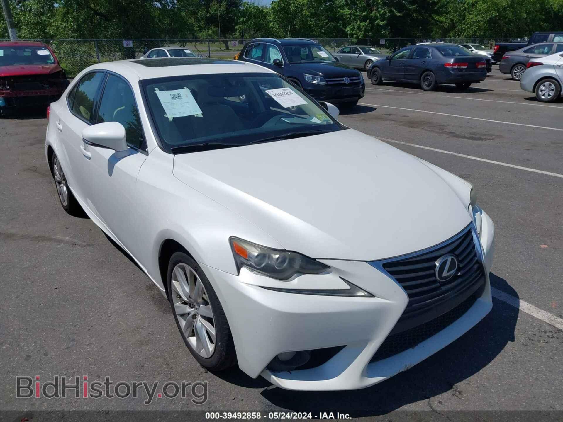 Фотография JTHCF1D29E5003047 - LEXUS IS 250 2014