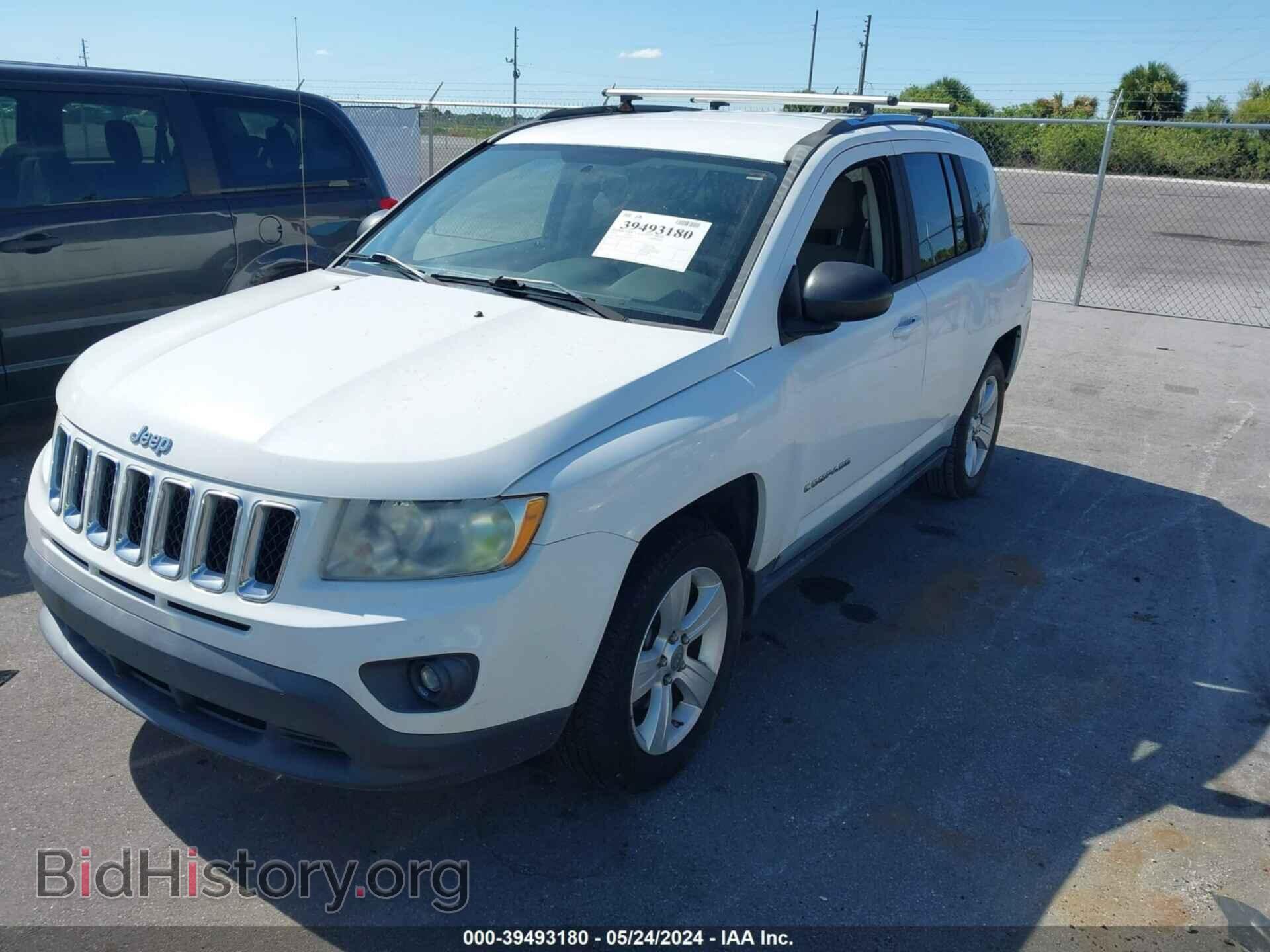 2011 JEEP COMPASS - VIN: 1J4NT1FB2BD246243 - Фото 2