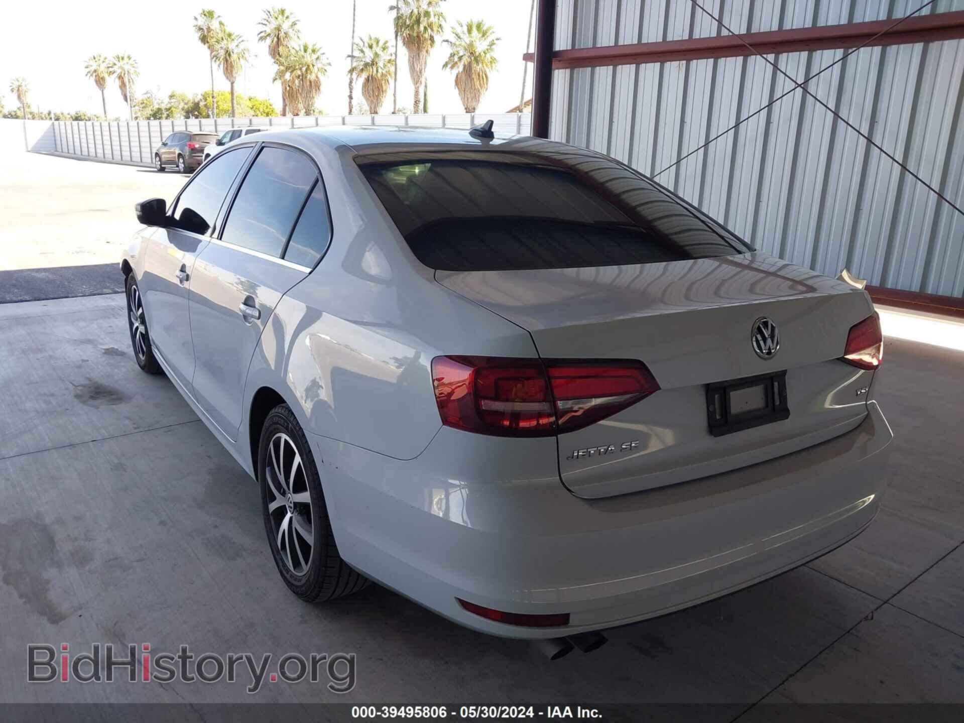 2017 VOLKSWAGEN JETTA - VIN: 3VWDB7AJ0HM381009 - Фото 3