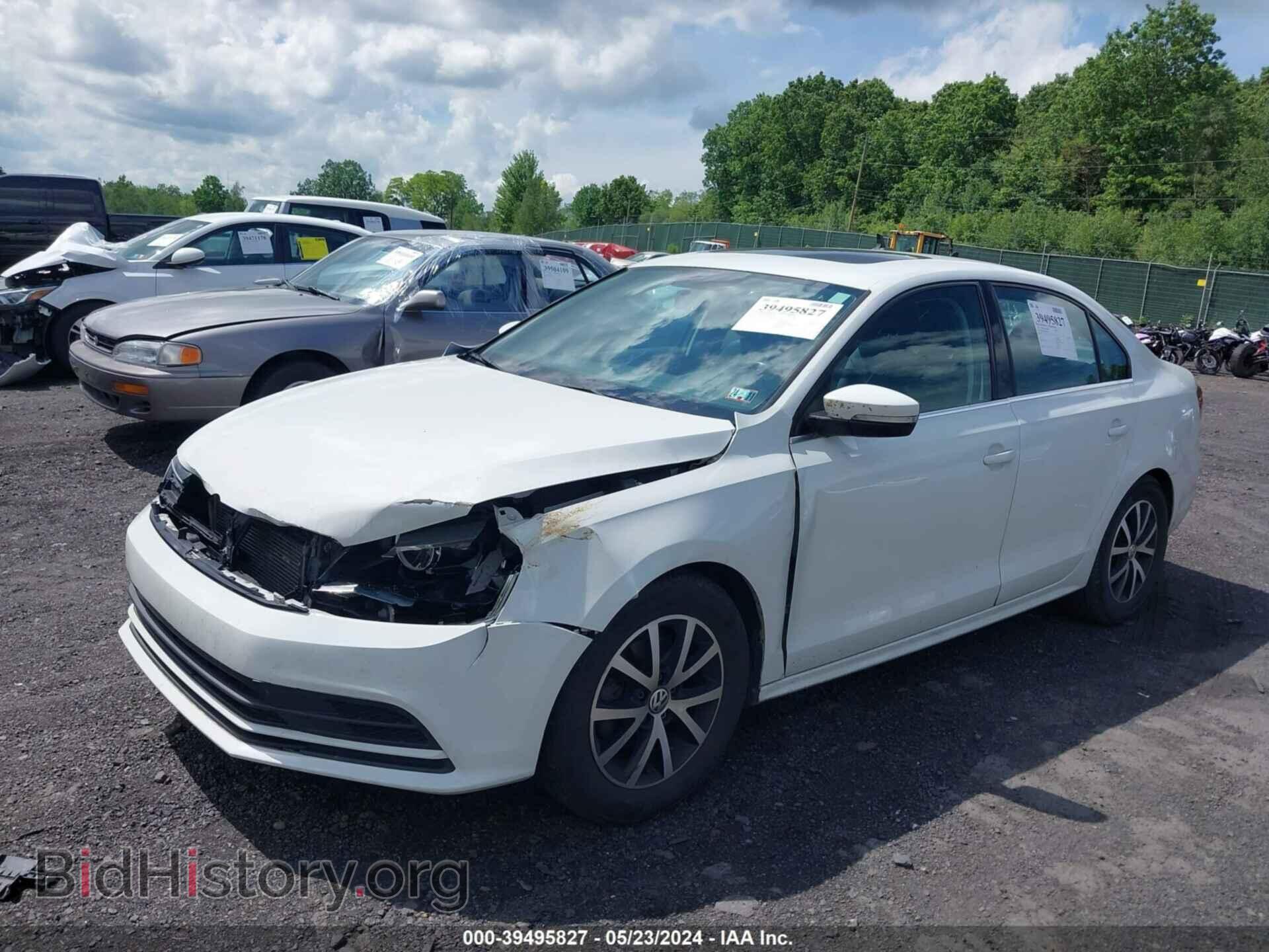 2017 VOLKSWAGEN JETTA - VIN: 3VWDB7AJ9HM268014 - Фото 2