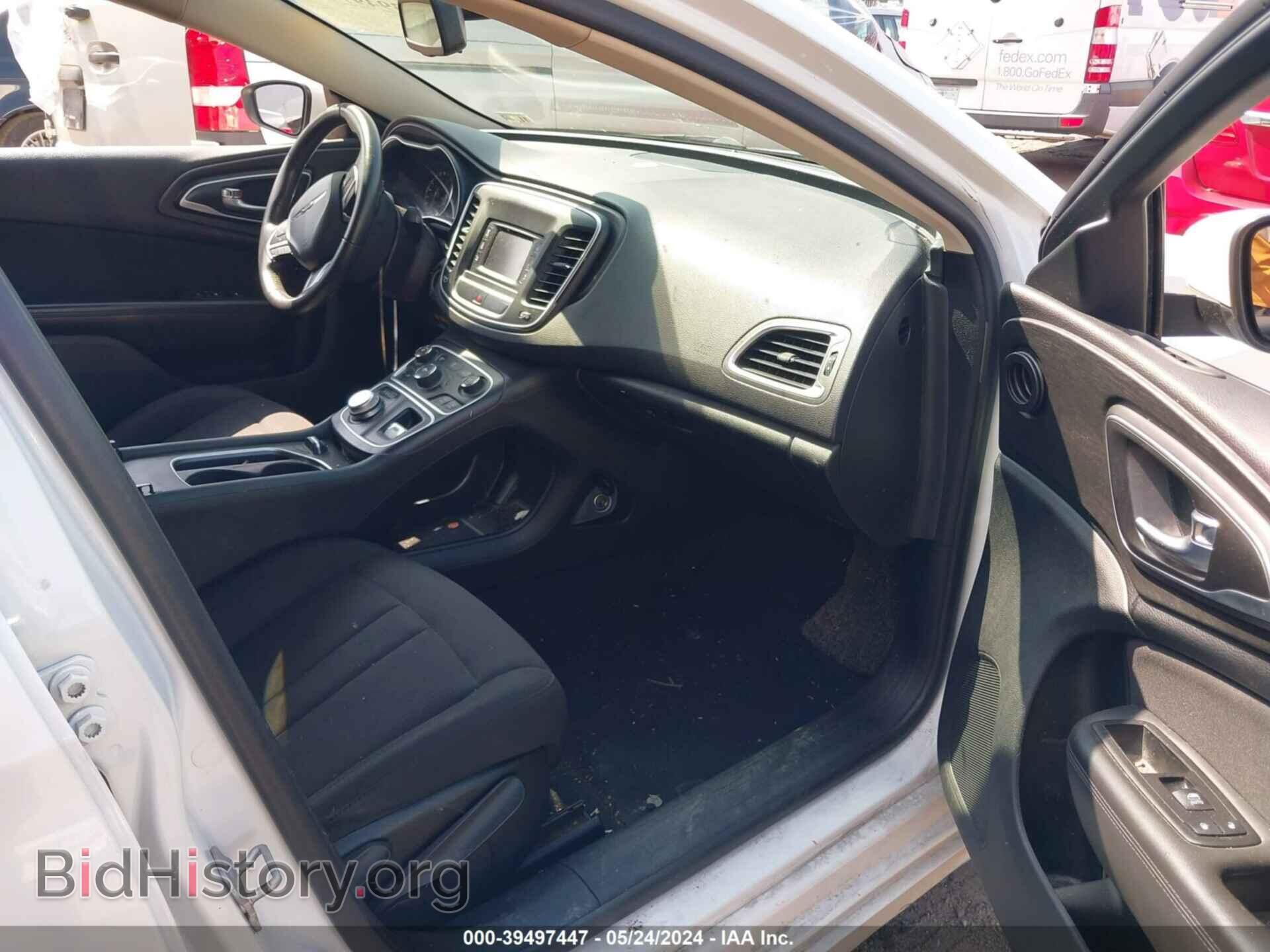 2015 CHRYSLER 200 - VIN: 1C3CCCAG8FN516530 - Фото 5