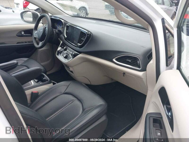 2023 Chrysler PACIFICA (VIN 2C4RC1BG4PR521575) — photo 5 of 20