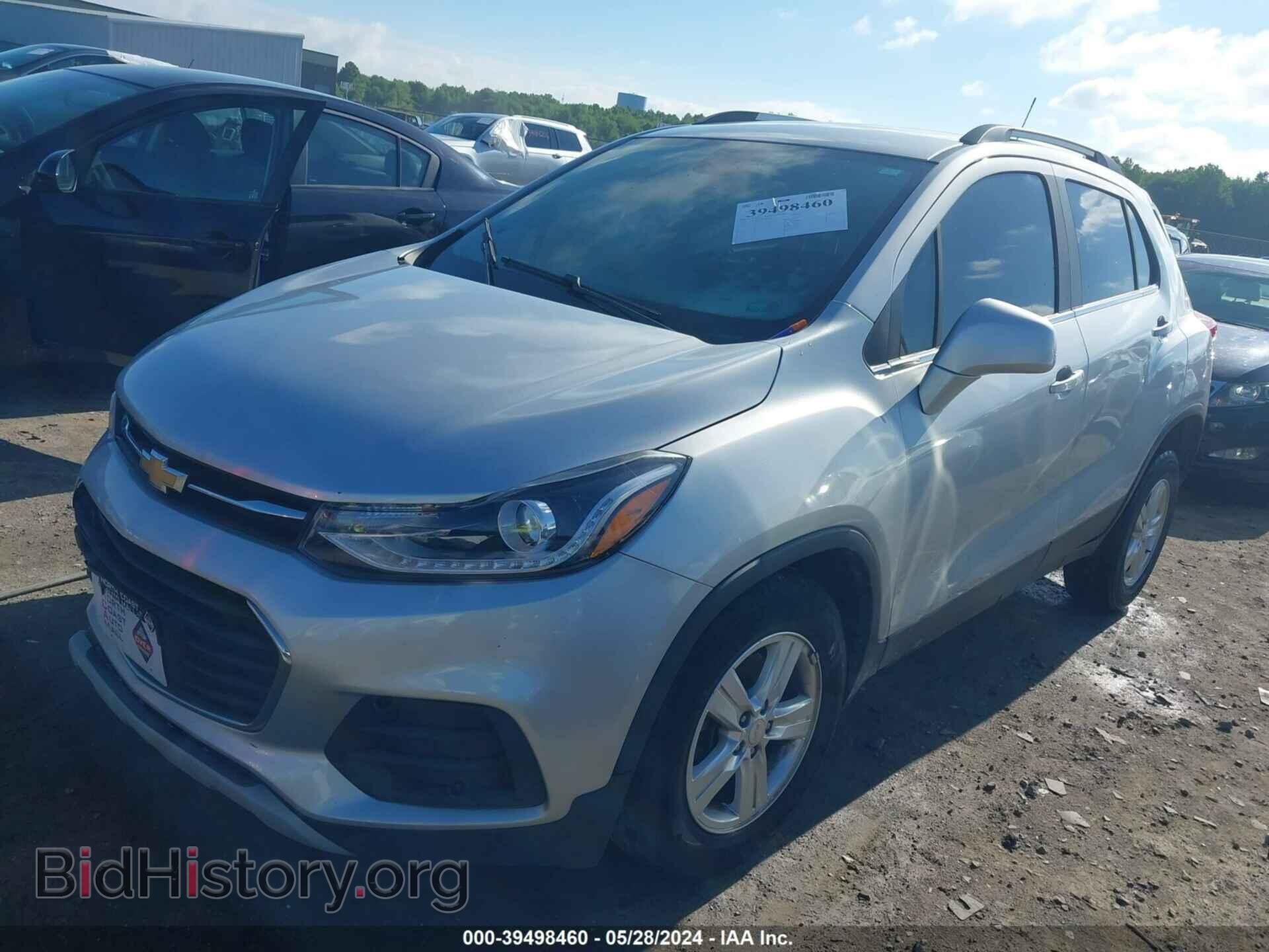 2017 CHEVROLET TRAX - VIN: 3GNCJPSB4HL278102 - Фото 2
