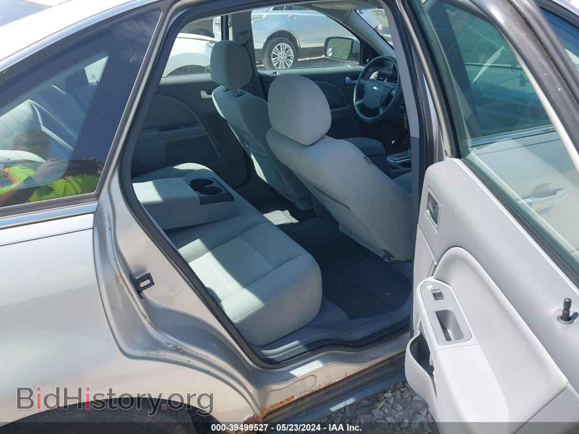 2006 FORD FIVE HUNDRED - VIN: 1FAHP27136G105159 - Photo 8