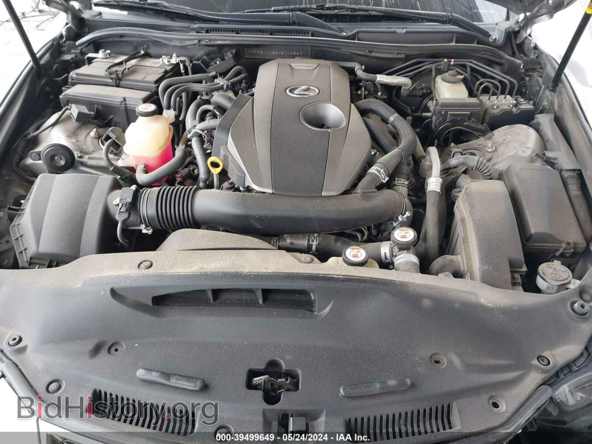 2017 LEXUS IS 200T - VIN: JTHBA1D28H5048253 - Photo 10