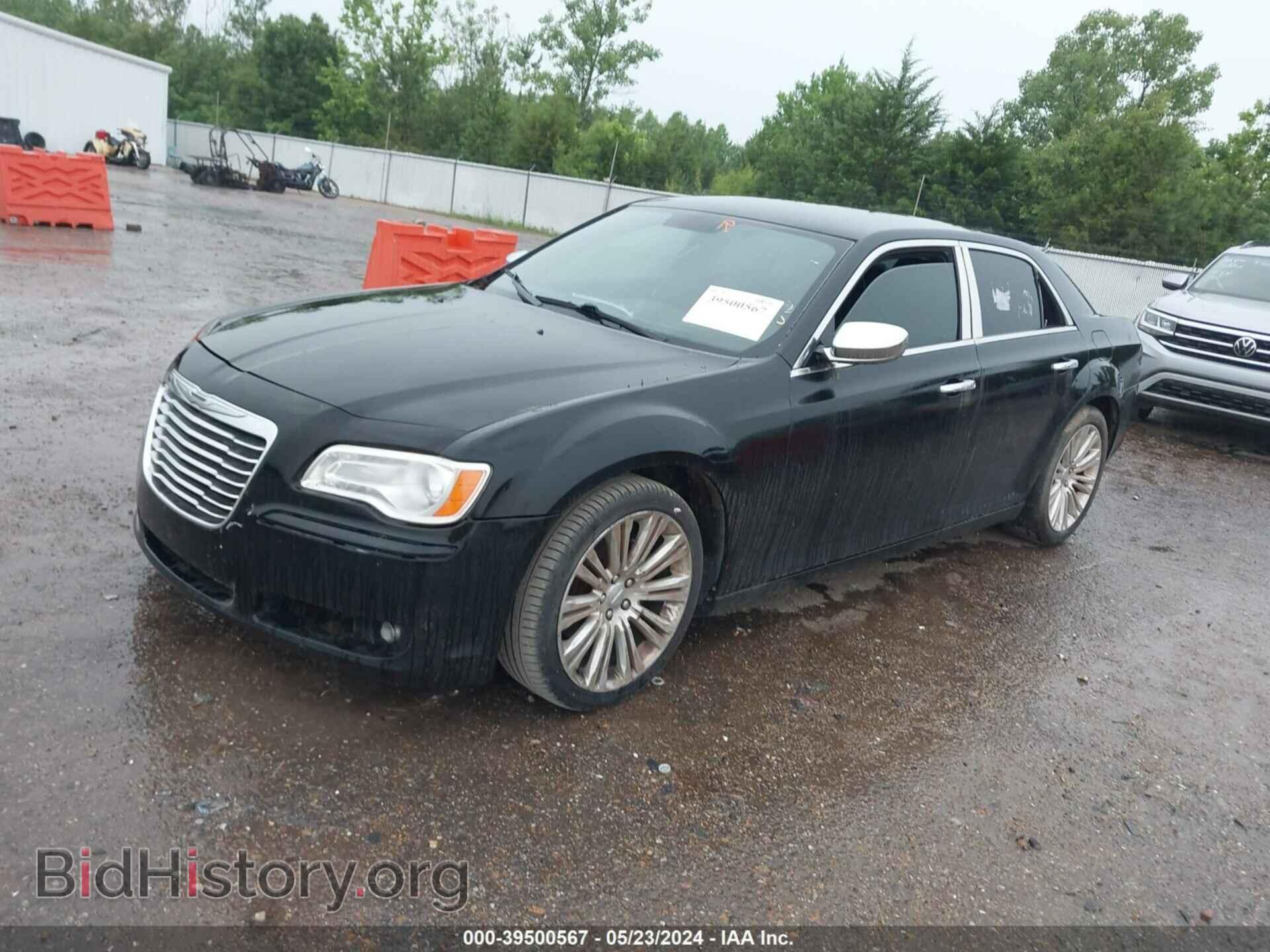 2013 CHRYSLER 300C - VIN: 2C3CCAET0DH519844 - Фото 2