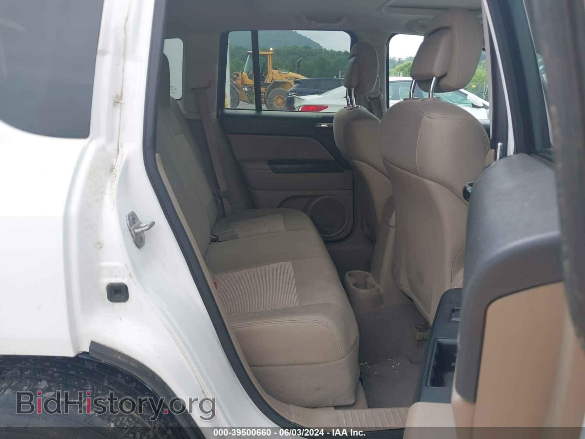 2011 JEEP COMPASS - VIN: 1J4NF1FB6BD134617 - Photo 8