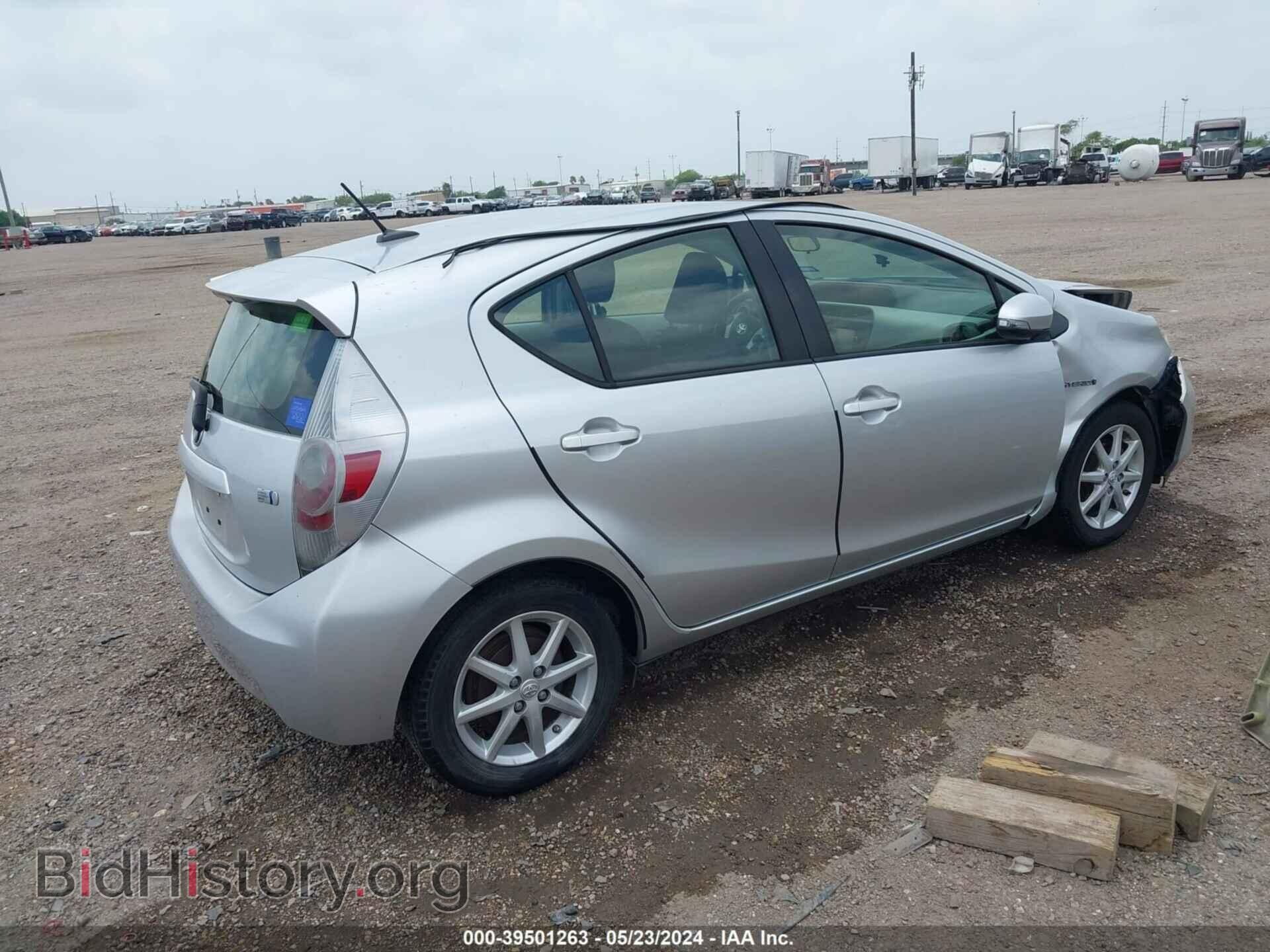 2012 TOYOTA PRIUS C - VIN: JTDKDTB33C1020263 - Фото 4