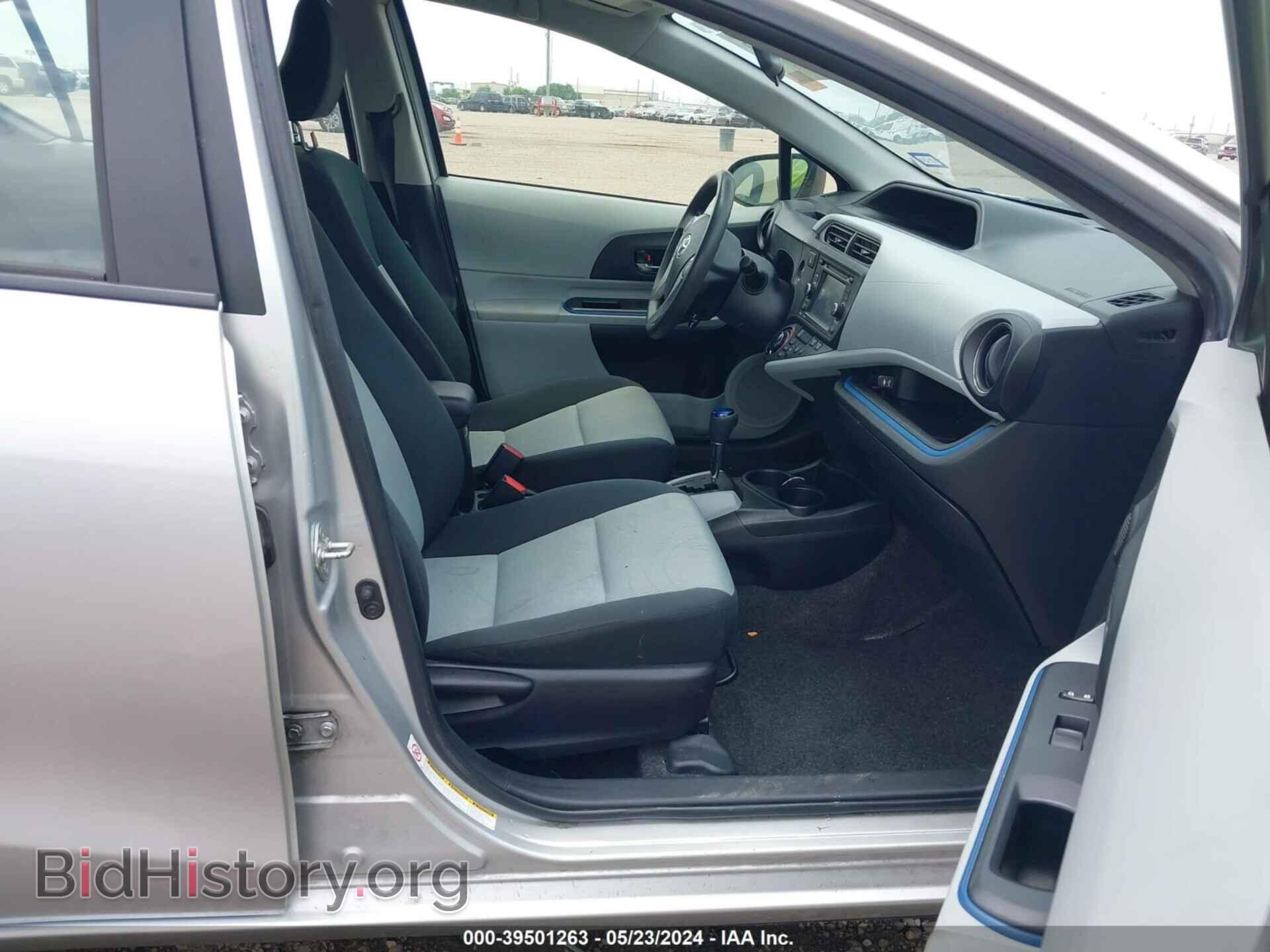 2012 TOYOTA PRIUS C - VIN: JTDKDTB33C1020263 - Фото 5