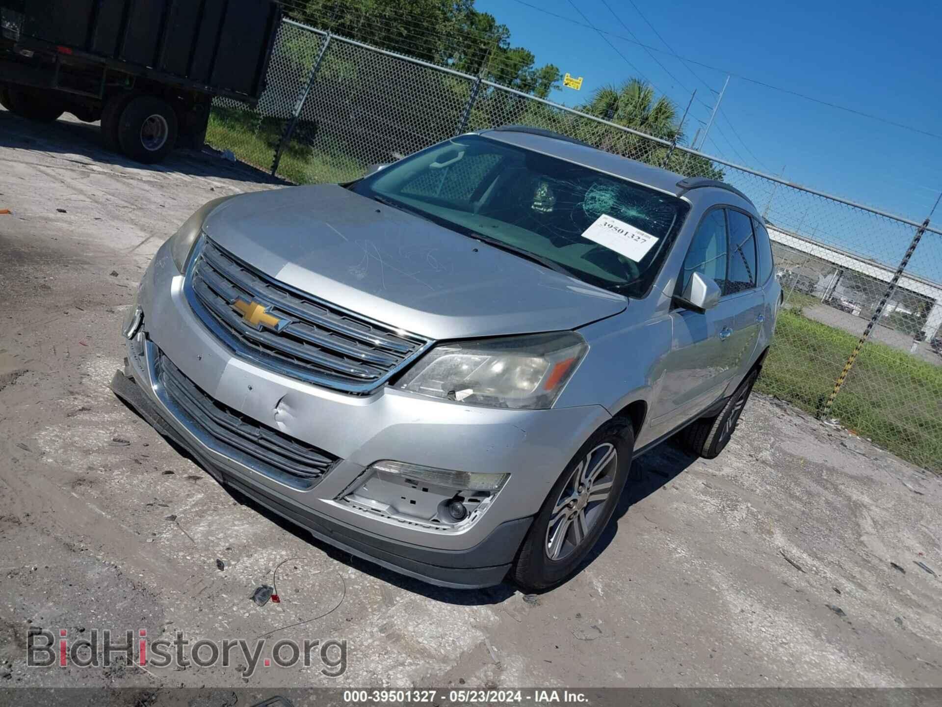 2015 CHEVROLET TRAVERSE - VIN: 1GNKRHKD0FJ119562 - Фото 2