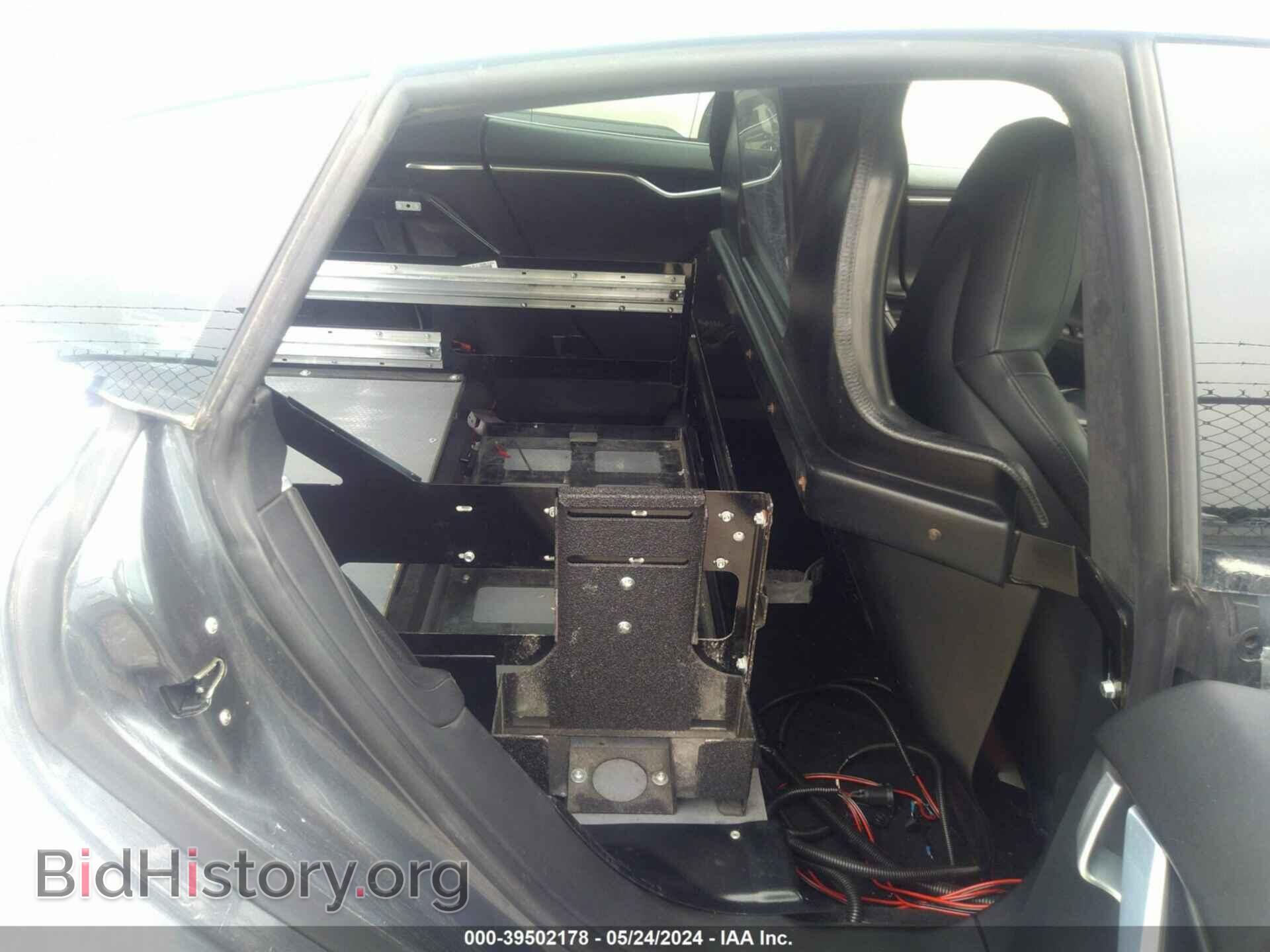 2015 TESLA MODEL S - VIN: 5YJSA1E2XFF102616 - Photo 8