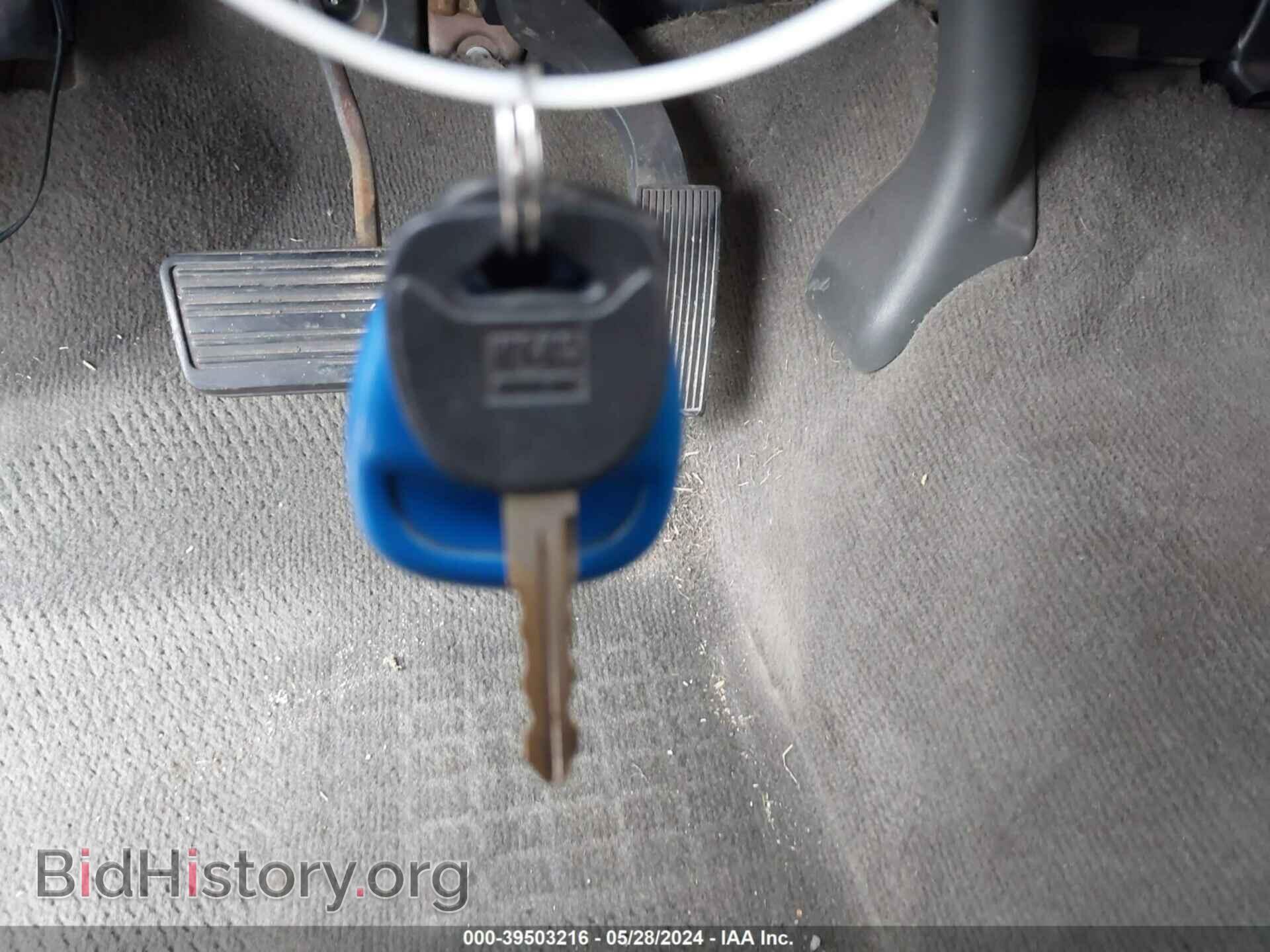 2006 GMC SIERRA 1500 - VIN: 2GTEC13V161301576 - Фото 11