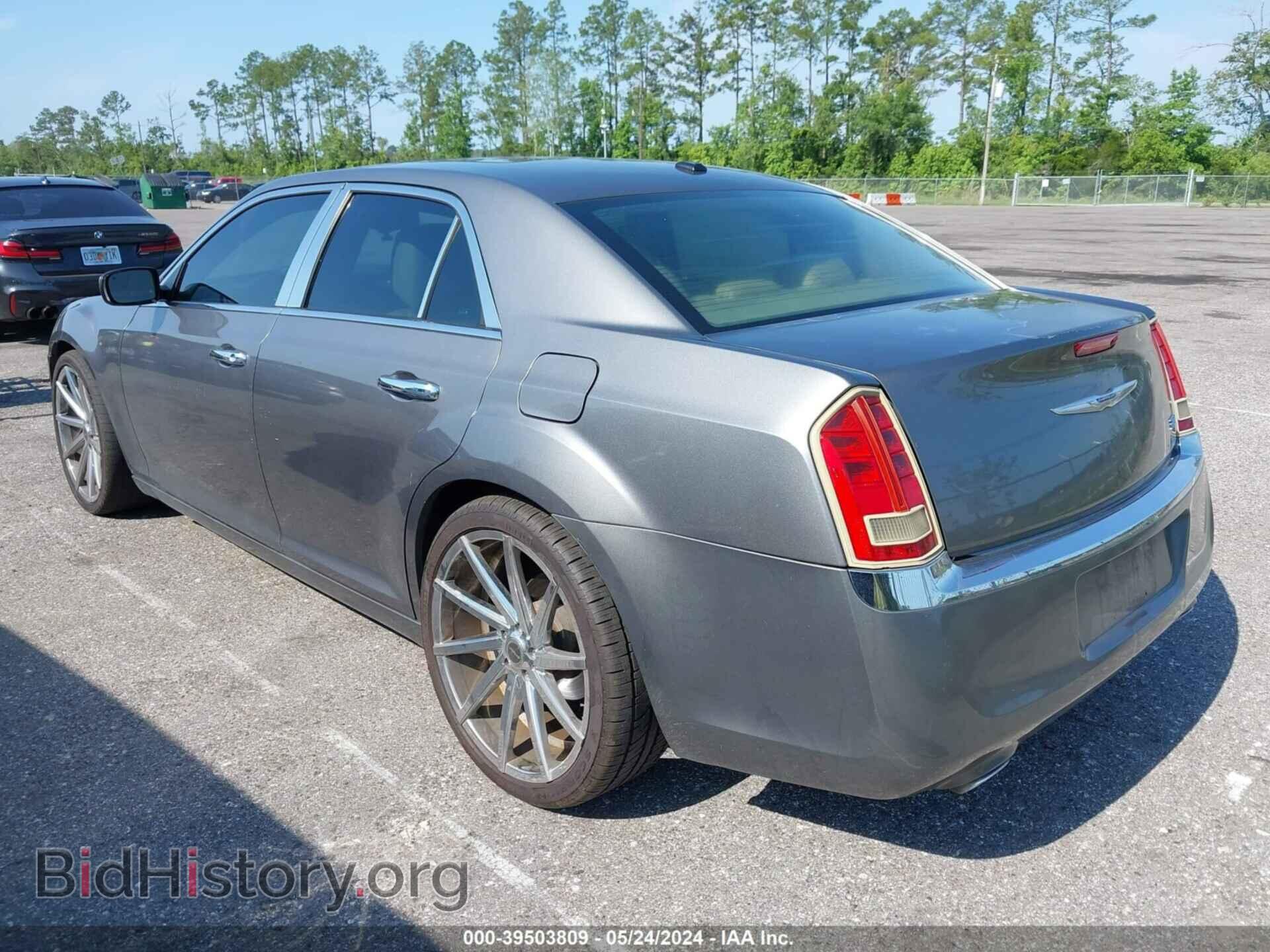 2011 CHRYSLER 300 - VIN: 2C3CA5CG8BH537363 - Фото 3