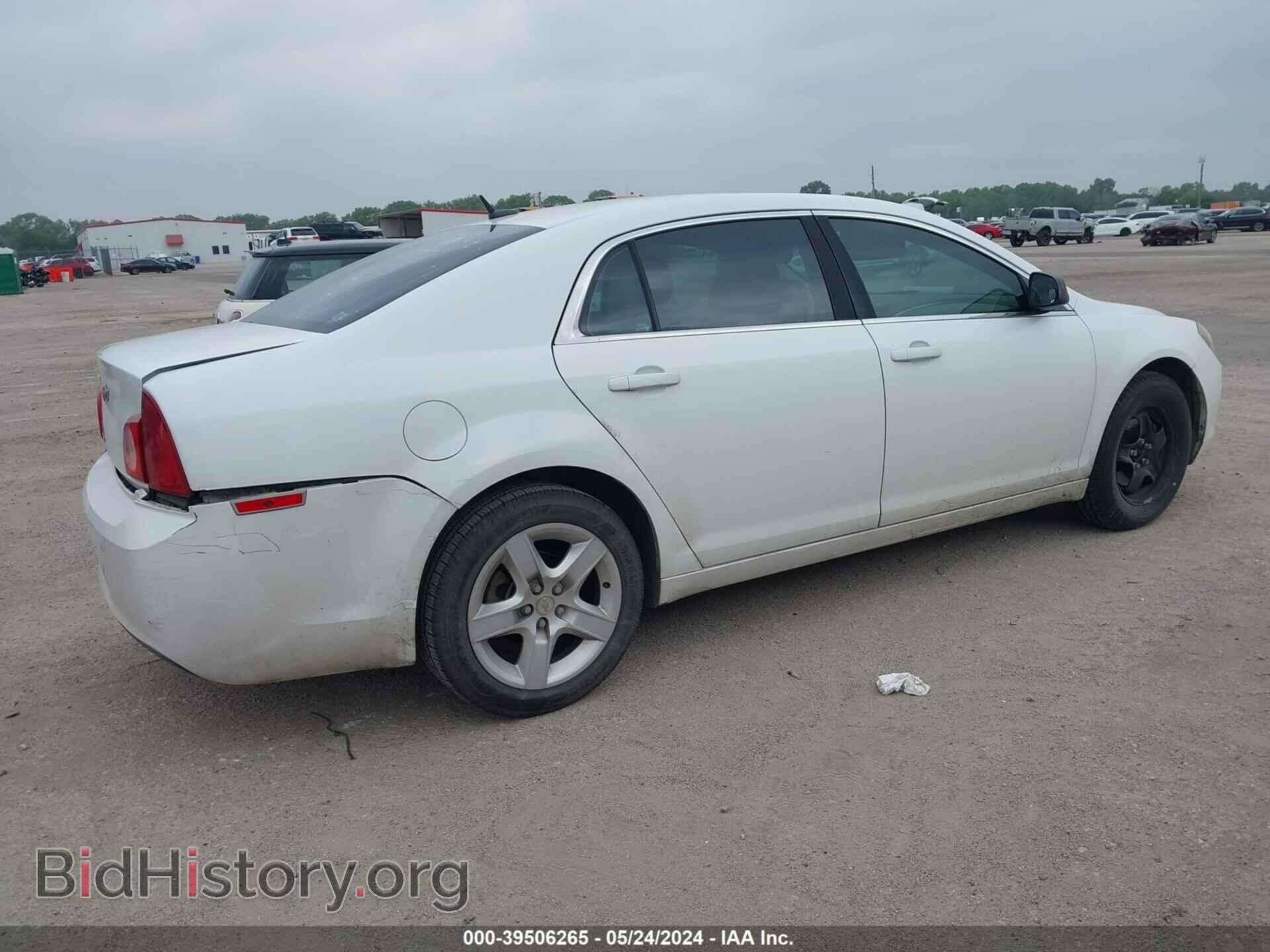 2011 CHEVROLET MALIBU - VIN: 1G1ZB5E12BF318758 - Фото 4