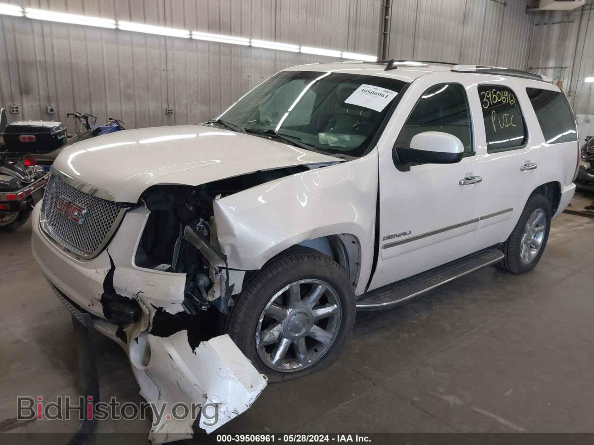 2012 GMC YUKON - VIN: 1GKS2EEF9CR237376 - Photo 2