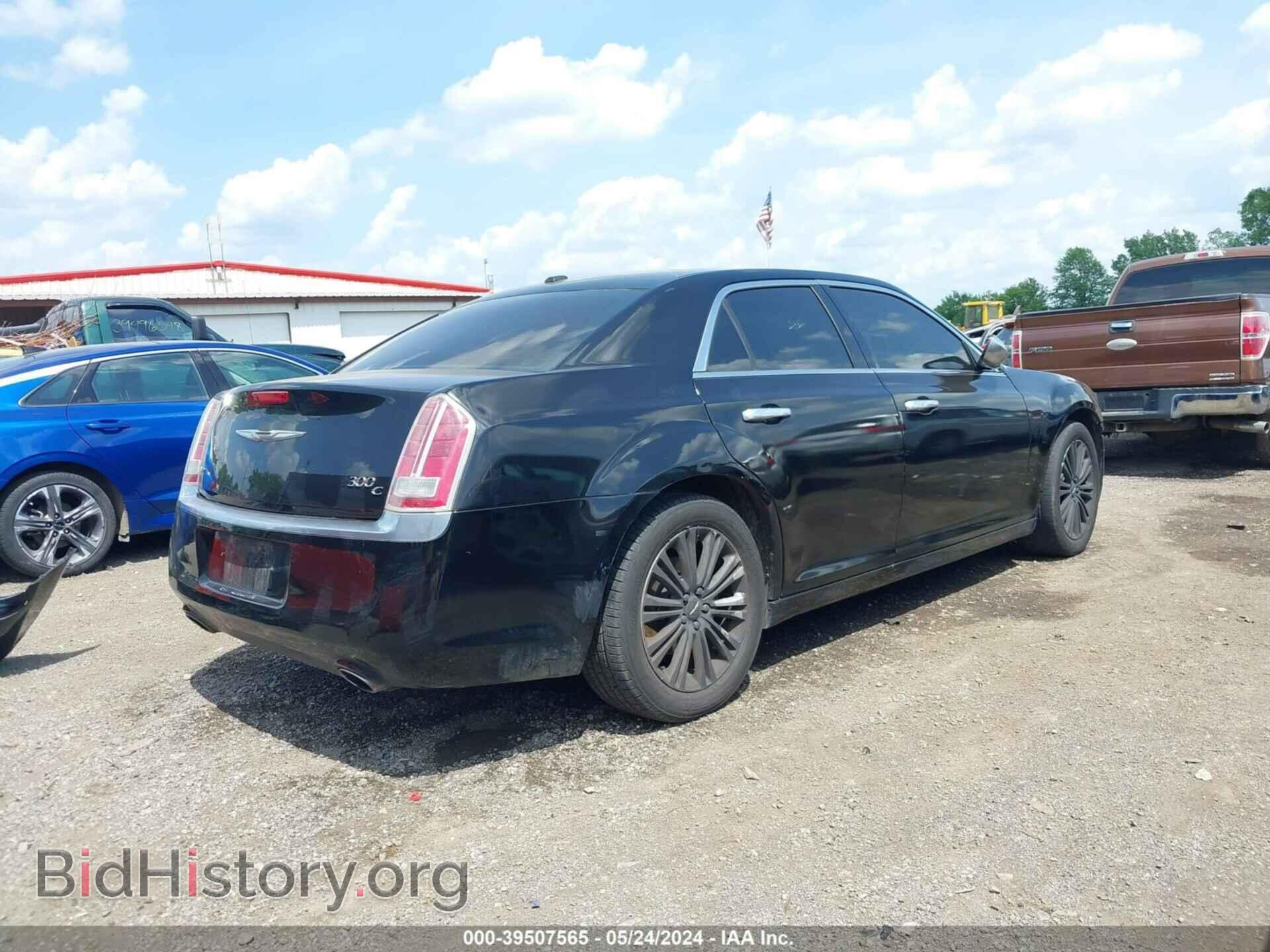 2013 CHRYSLER 300C - VIN: 2C3CCASG3DH544941 - Фото 4