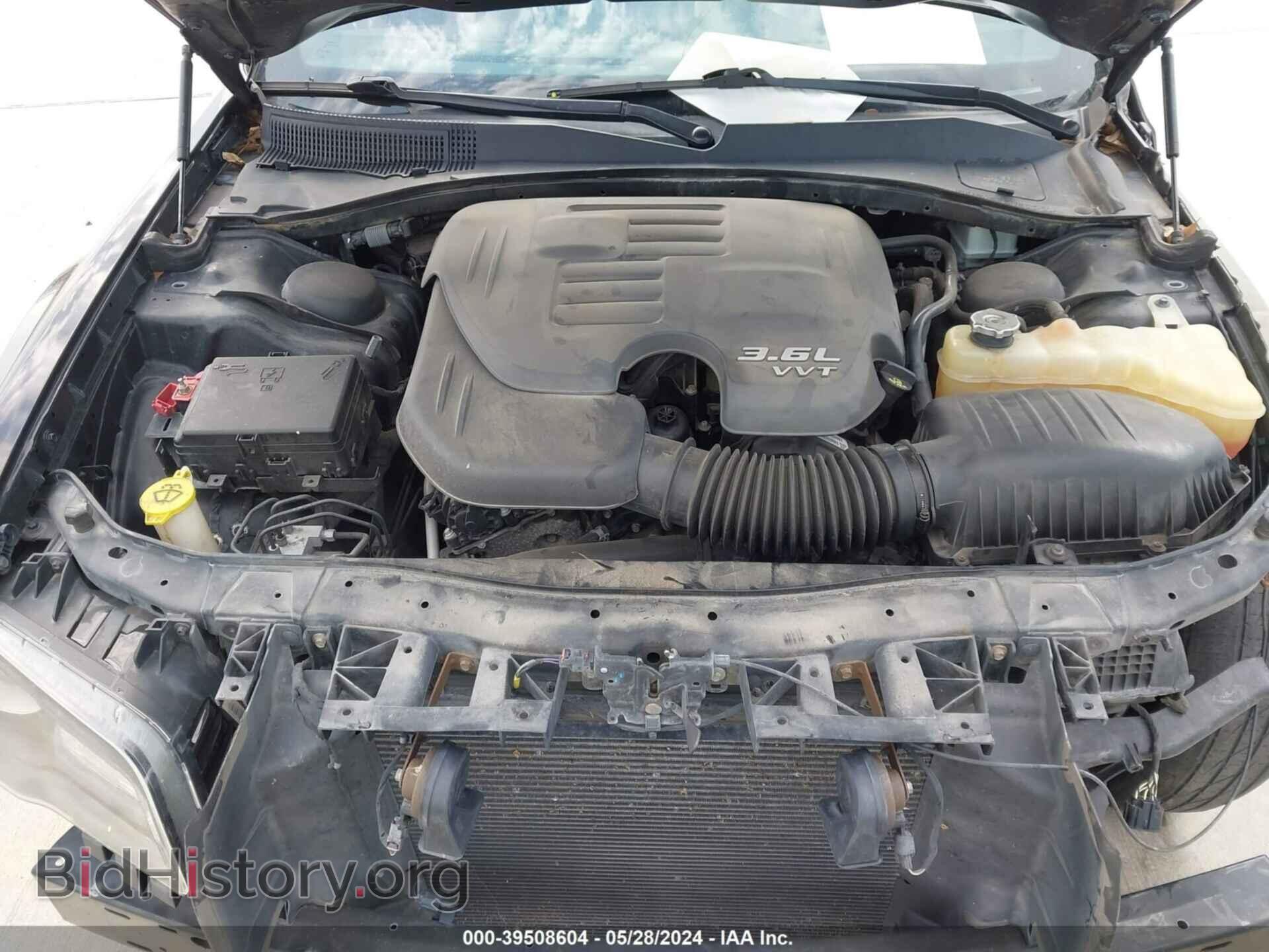 2016 CHRYSLER 300 - VIN: 2C3CCAGG9GH244477 - Фото 10