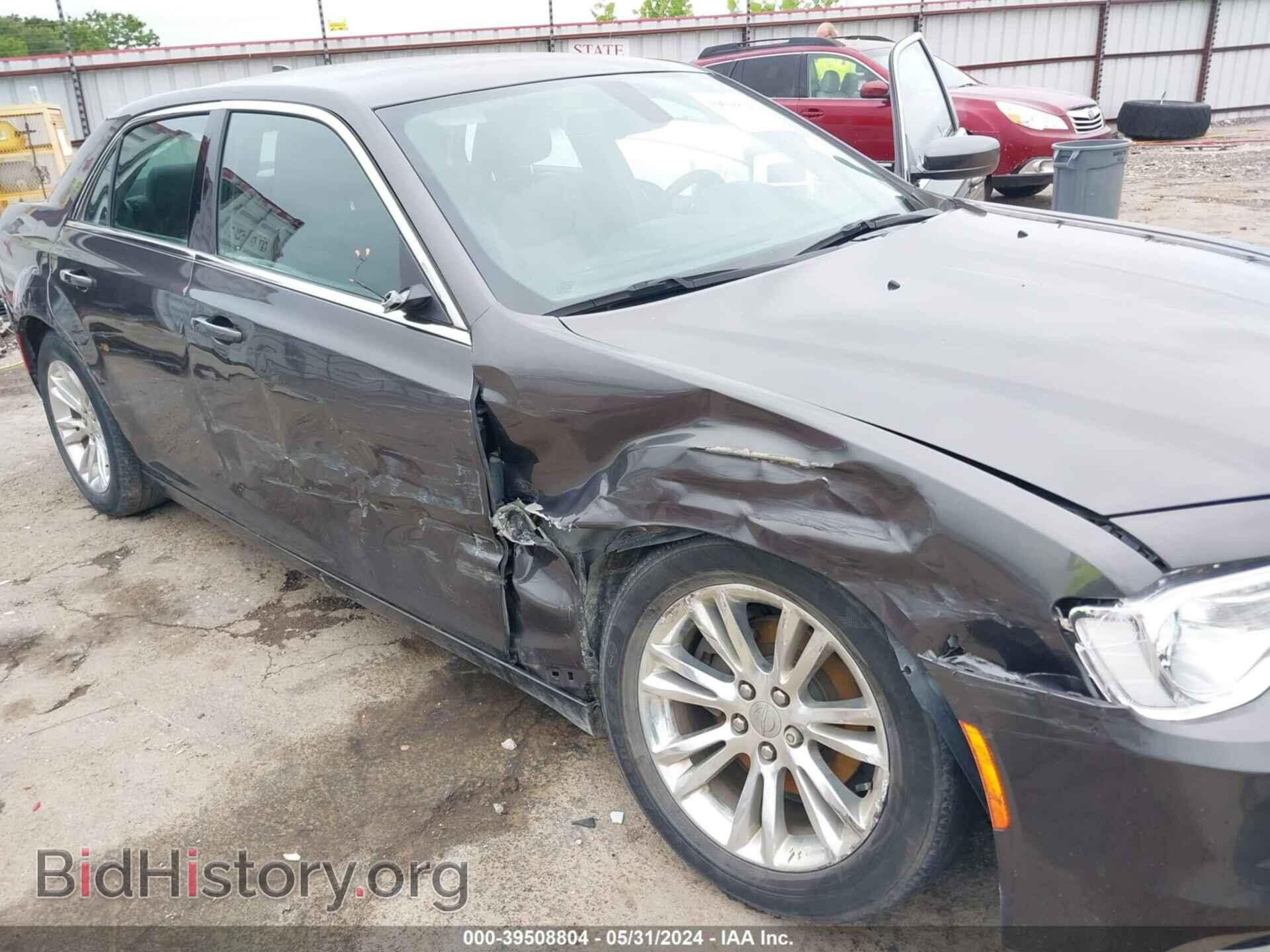 2020 CHRYSLER 300 - VIN: 2C3CCAAG9LH189533 - Фото 6
