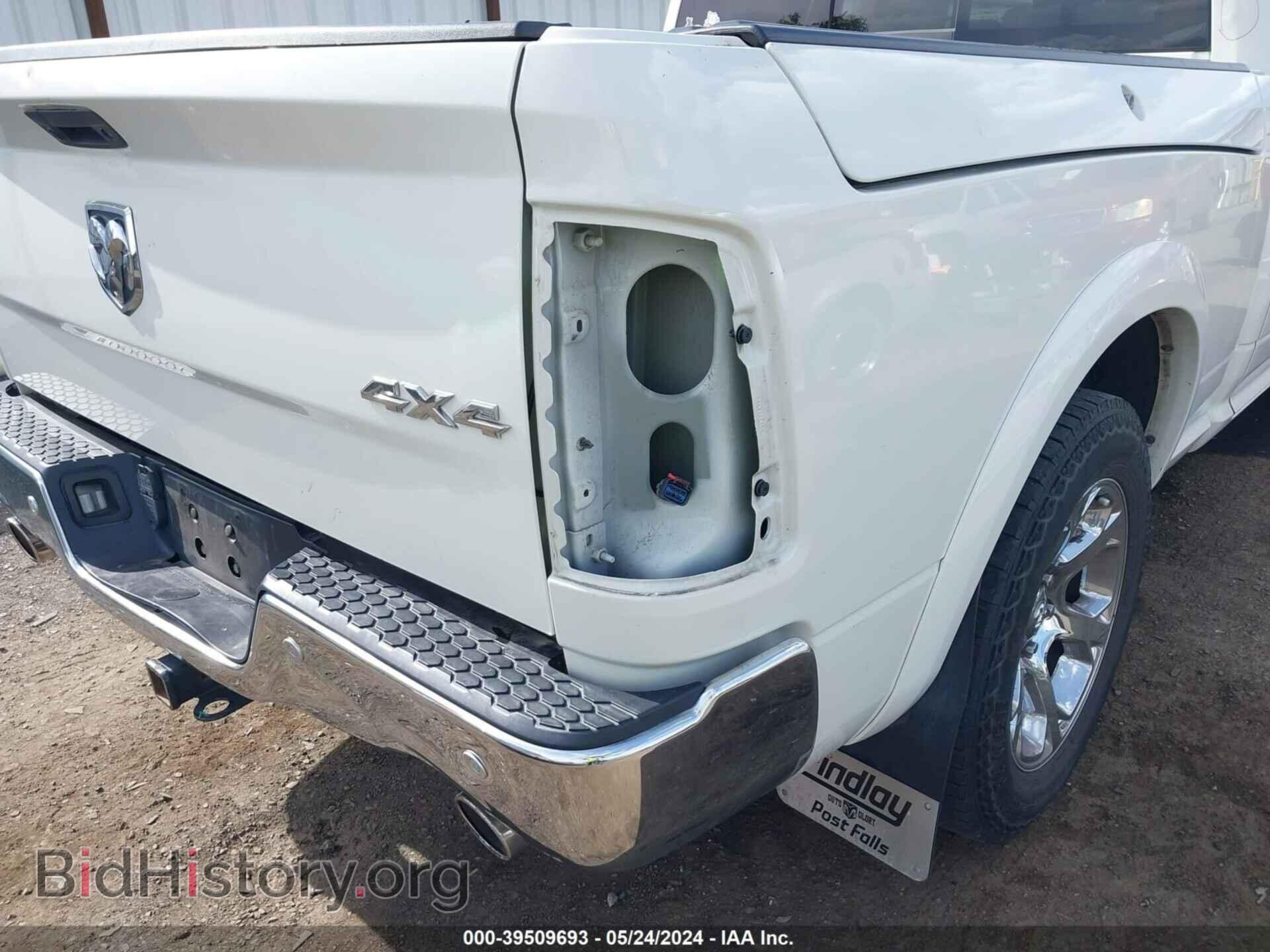 2017 RAM 1500 - VIN: 1C6RR7JT1HS700812 - Фото 6