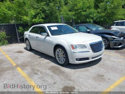 2012 Chrysler 300 Limited, white — VIN 2C3CCACG8CH167004, IAAI