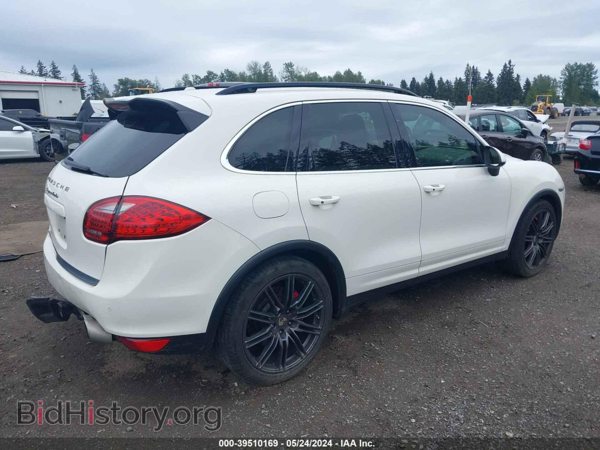 2011 PORSCHE CAYENNE - VIN: WP1AC2A29BLA83046 - Фото 4