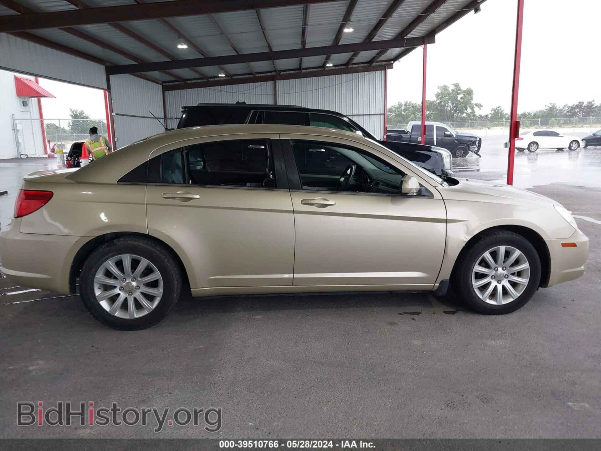 2010 CHRYSLER SEBRING - VIN: 1C3CC5FB8AN154359 - Фото 13
