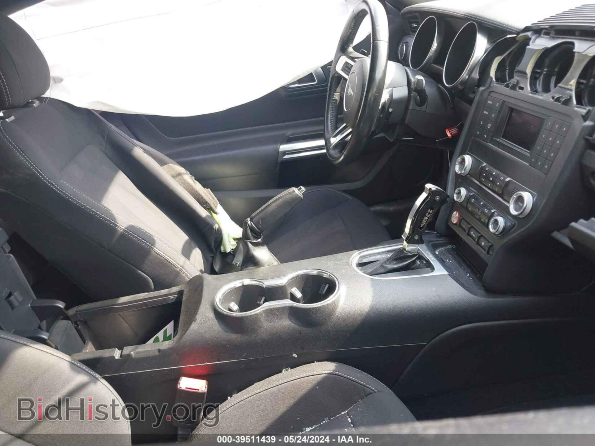 2019 FORD MUSTANG - VIN: 1FA6P8CF7K5111922 - Фото 5