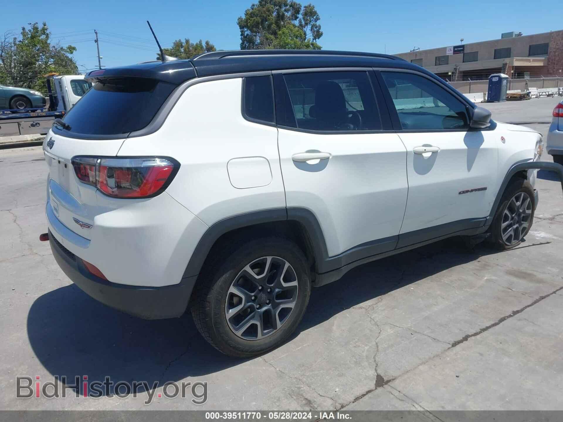 2019 JEEP COMPASS - VIN: 3C4NJDDB4KT709090 - Фото 4