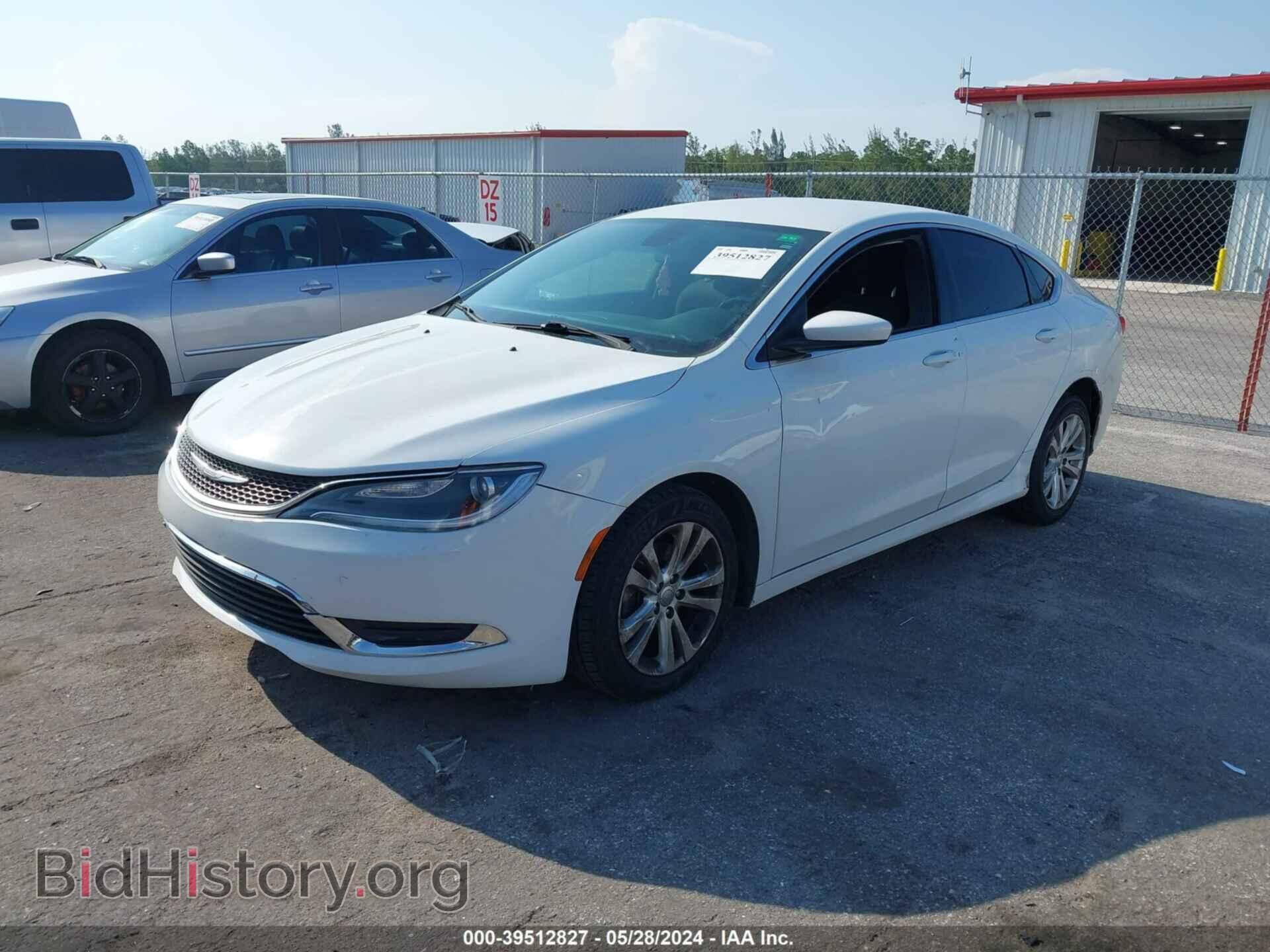 2015 CHRYSLER 200 - VIN: 1C3CCCAB3FN734802 - Фото 2