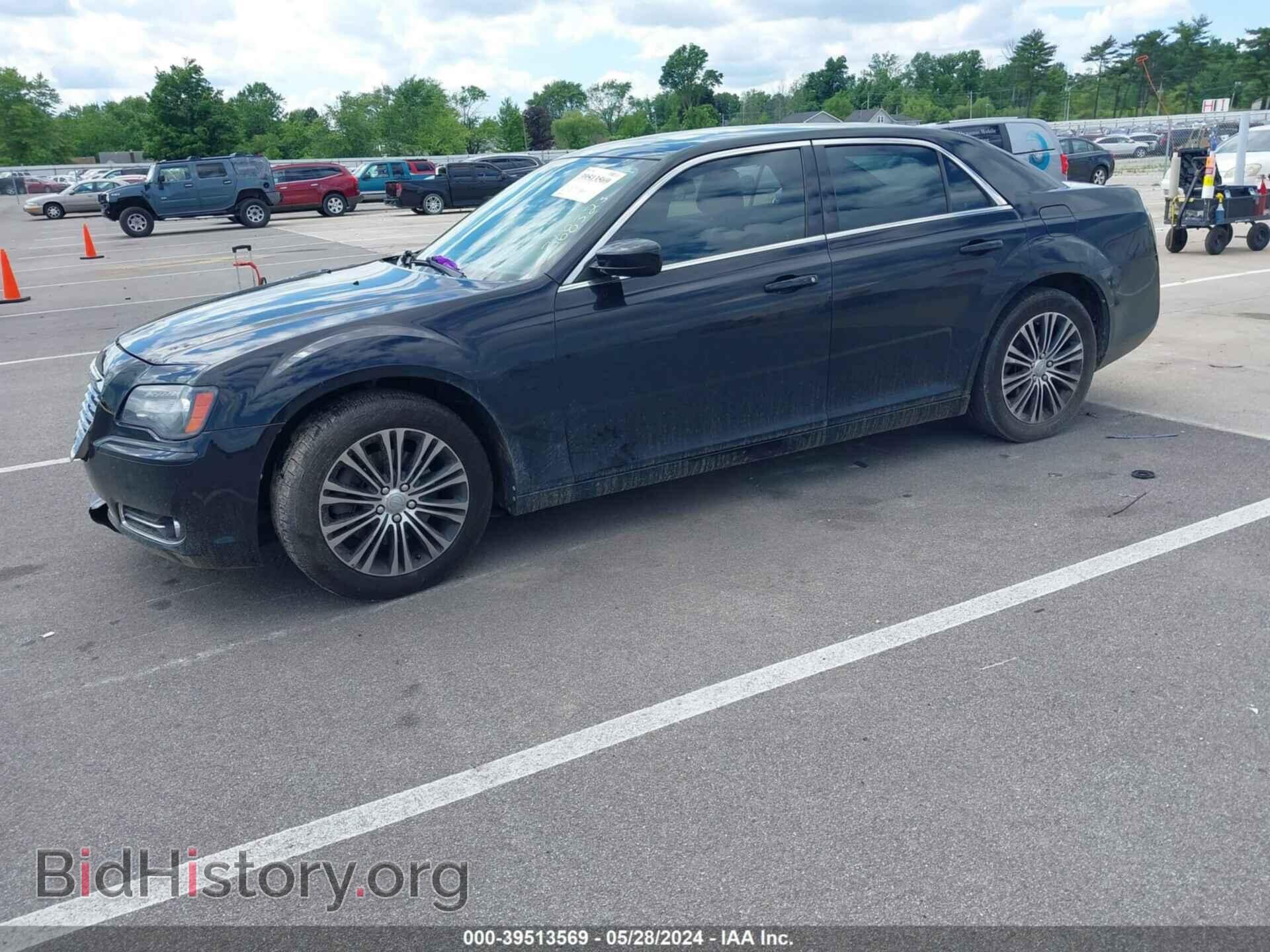 2013 CHRYSLER 300 - VIN: 2C3CCAGGXDH505451 - Фото 2