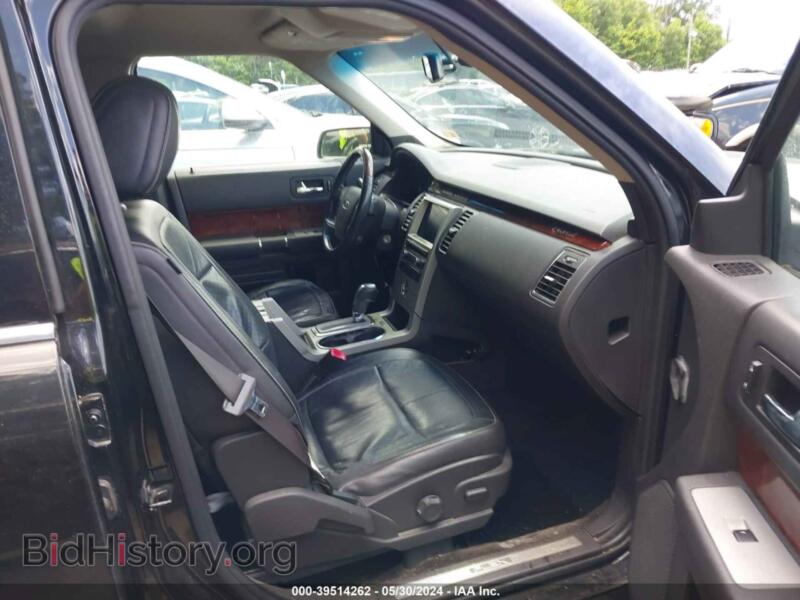 2011 Ford FLEX (VIN 2FMGK5DCXBBD02743) — фото 5 из 16