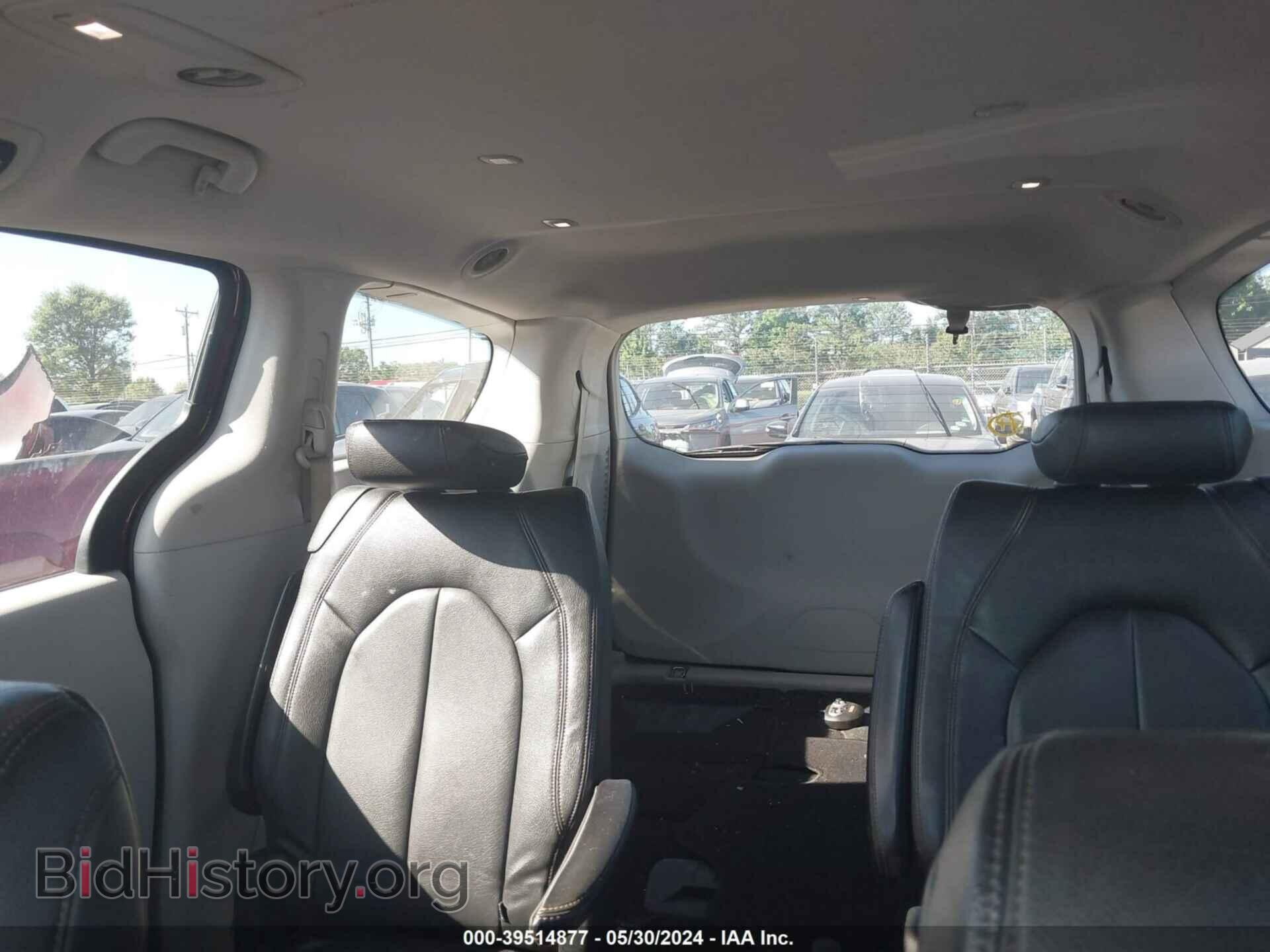 2017 CHRYSLER PACIFICA - VIN: 2C4RC1DG0HR588575 - Photo 8
