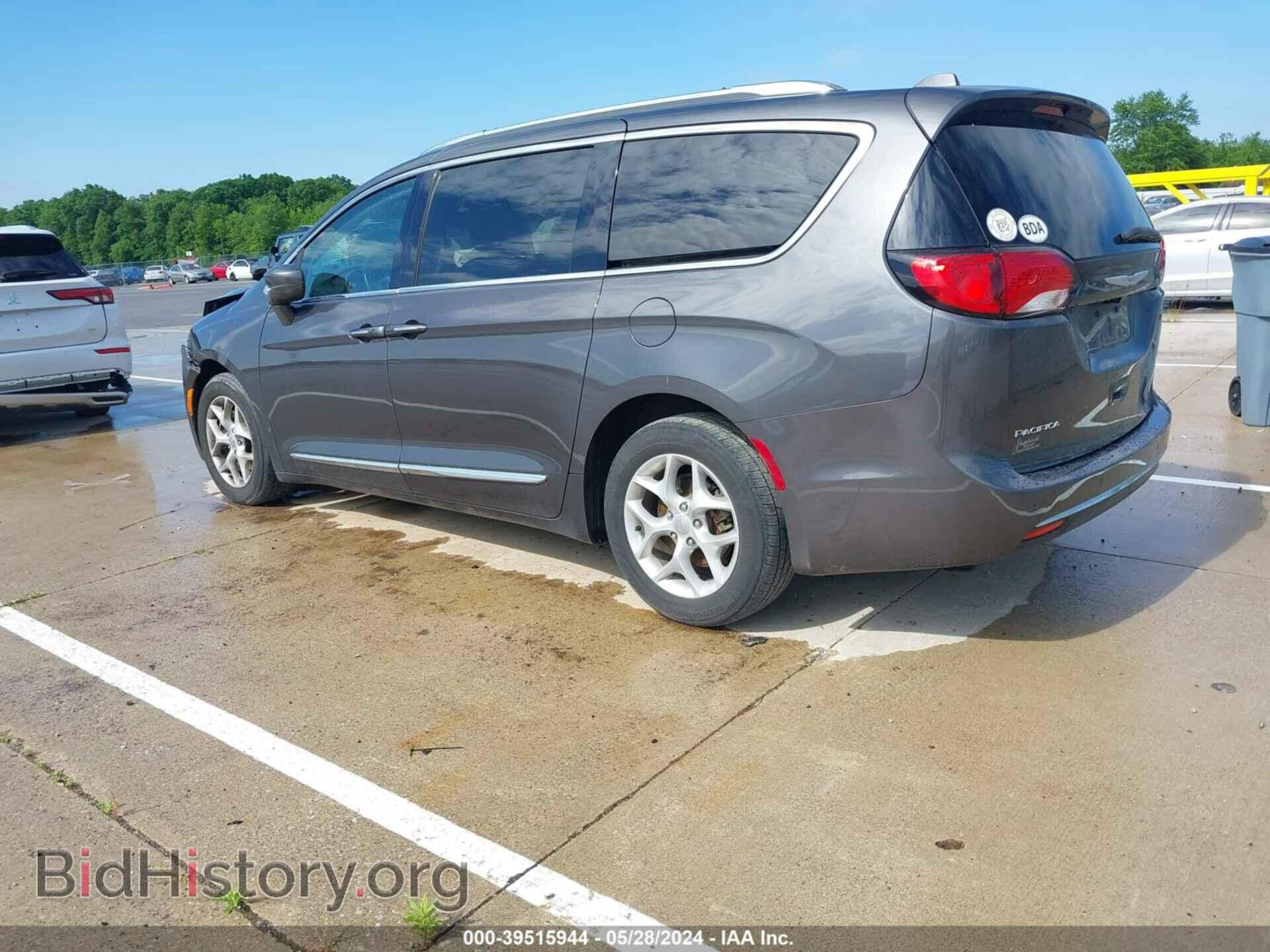 2017 CHRYSLER PACIFICA - VIN: 2C4RC1EG0HR684172 - Фото 3