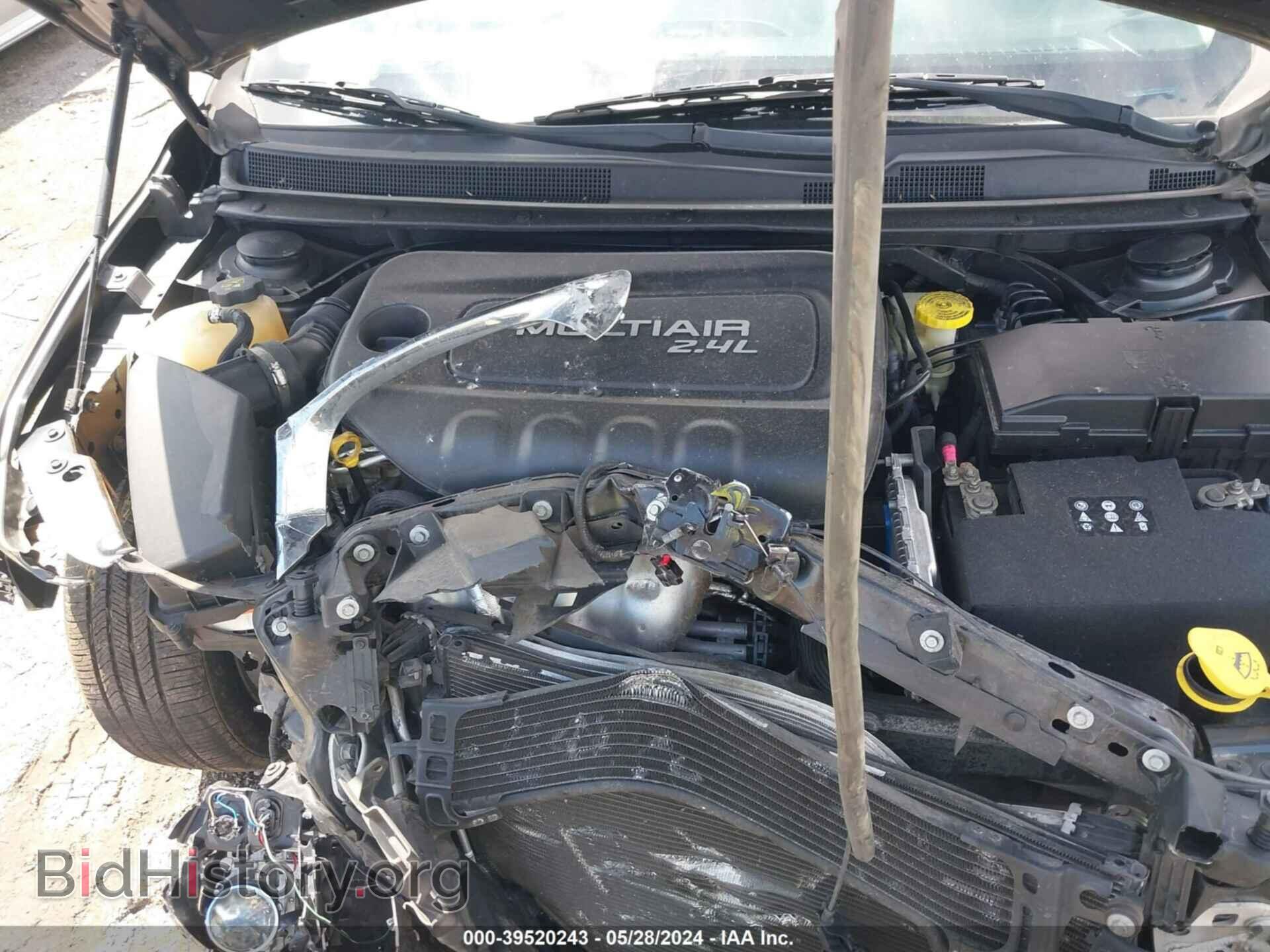 2017 CHRYSLER 200 - VIN: 1C3CCCAB3HN504566 - Фото 10