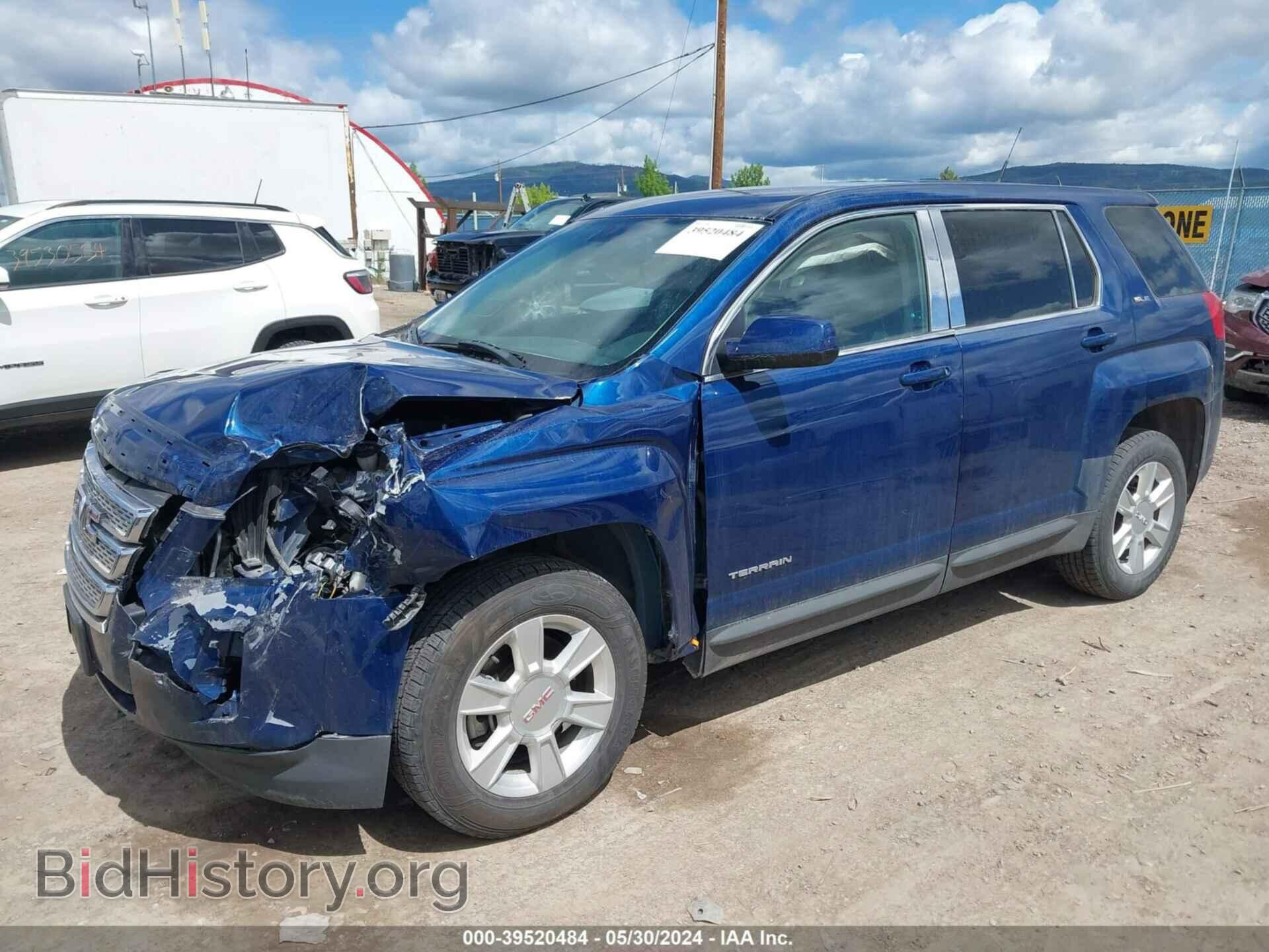 2010 GMC TERRAIN - VIN: 2CTFLCEW8A6236957 - Photo 2