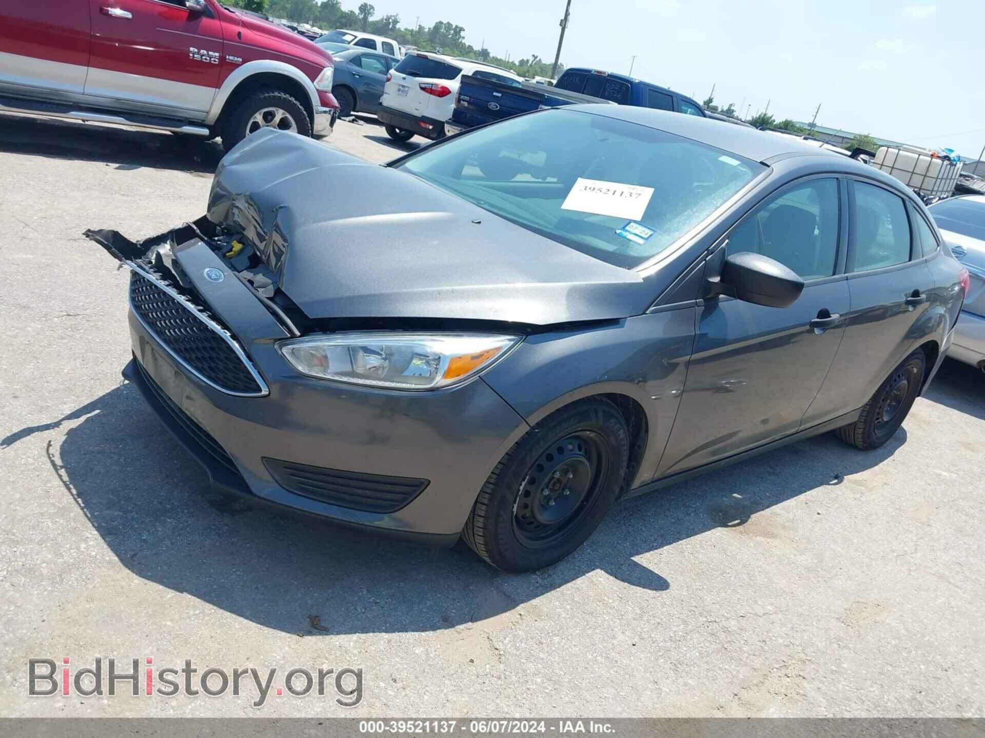 2018 FORD FOCUS - VIN: 1FADP3E22JL302436 - Фото 2