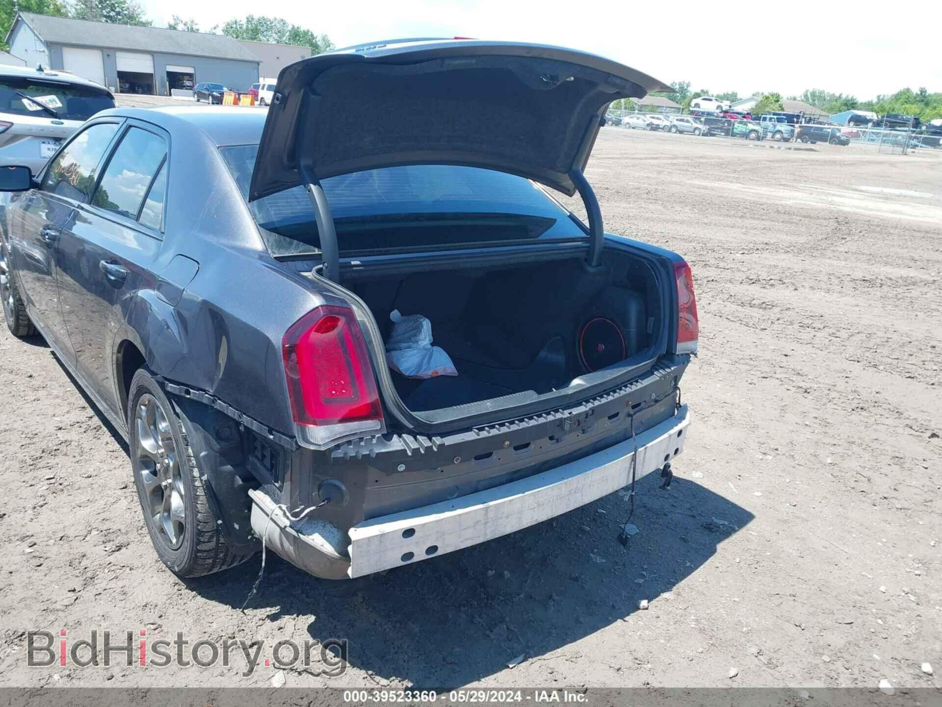 2016 CHRYSLER 300 - VIN: 2C3CCAGG6GH244582 - Фото 6