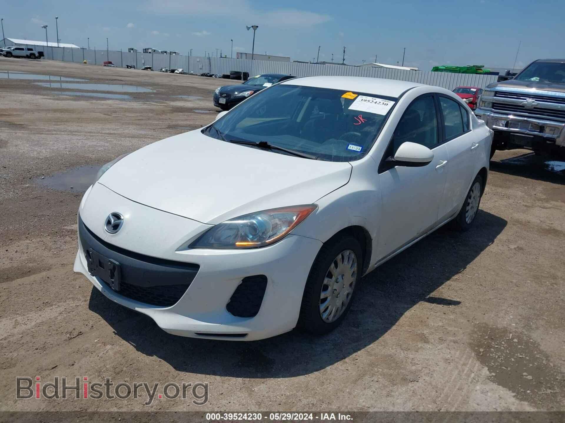 2013 MAZDA MAZDA3 - VIN: JM1BL1UP2D1833456 - Фото 2