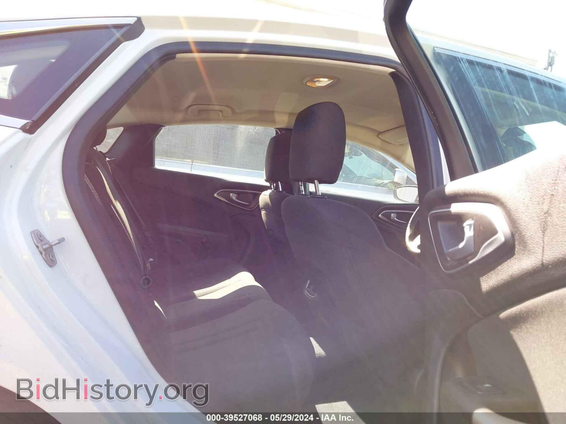 2015 CHRYSLER 200 - VIN: 1C3CCCAB9FN562016 - Фото 8