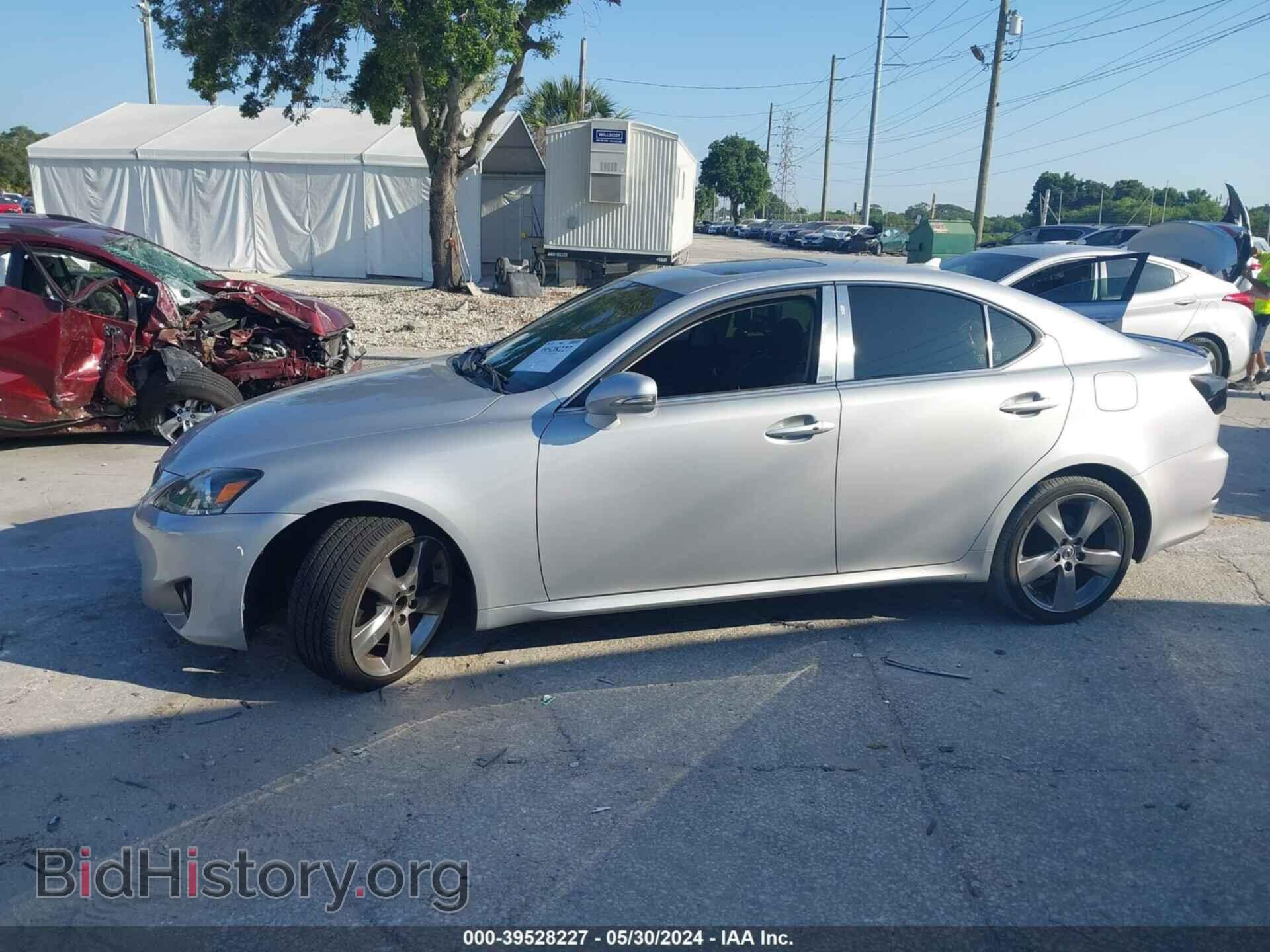 2011 LEXUS IS 250 - VIN: JTHBF5C27B5132470 - Фото 14