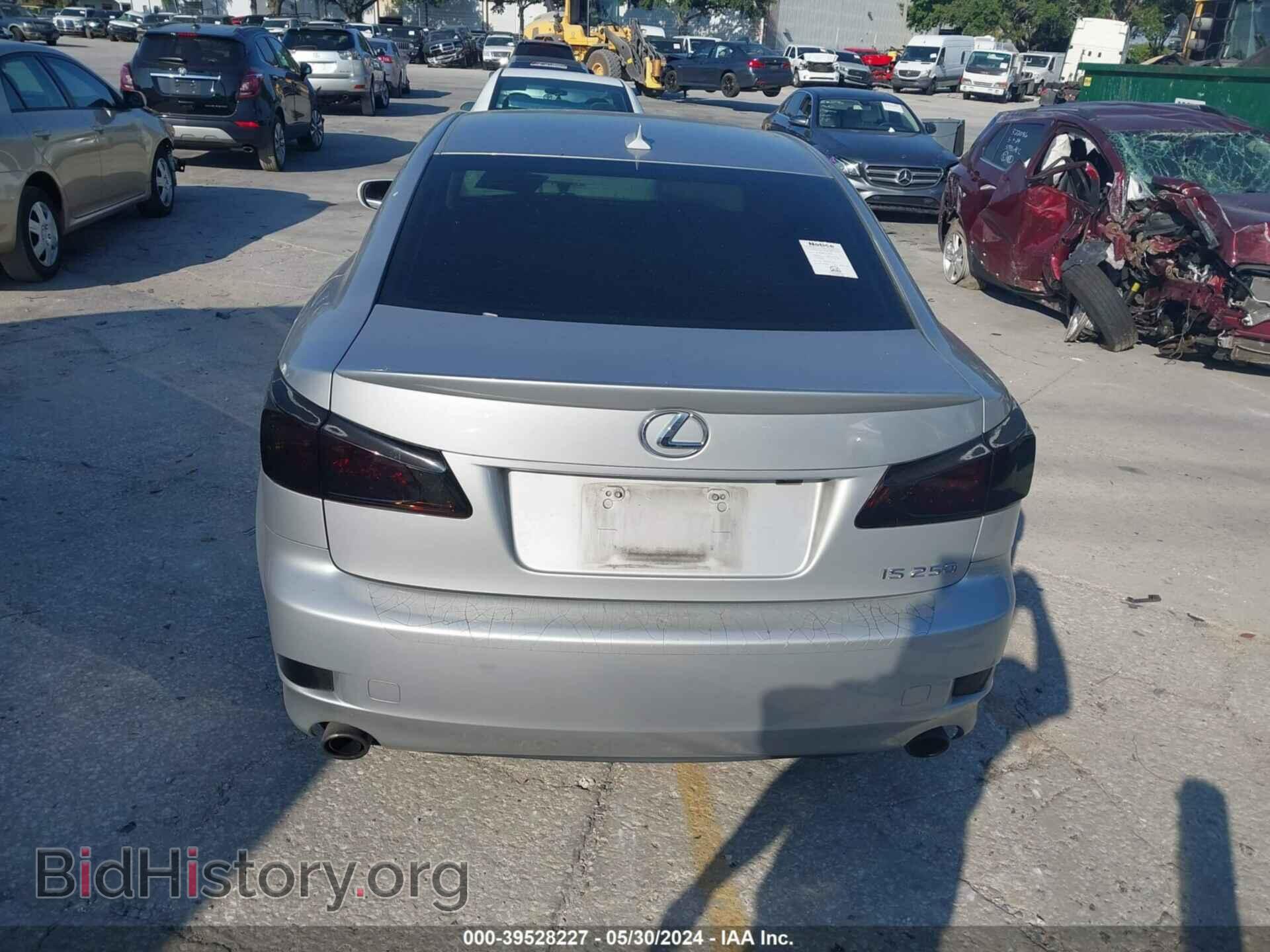 2011 LEXUS IS 250 - VIN: JTHBF5C27B5132470 - Фото 16
